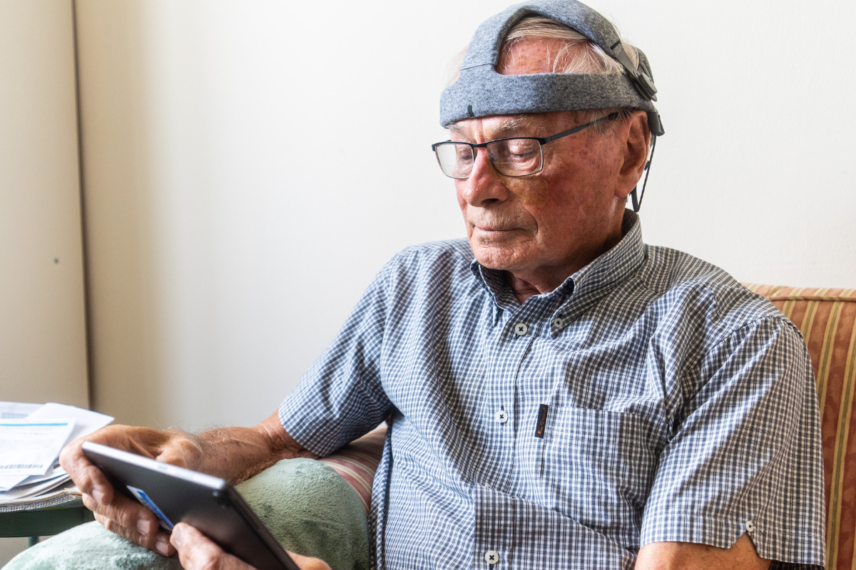 Simple at-home brainwave test could detect Alzheimer’s years before diagnosis