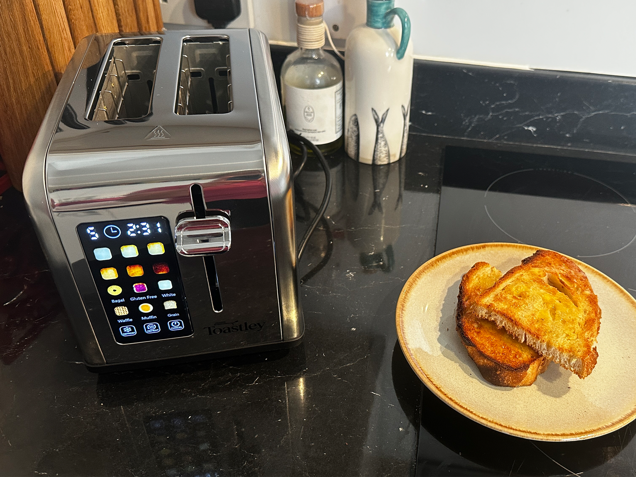 I paid attention to the versatility of each toaster, and of course the results