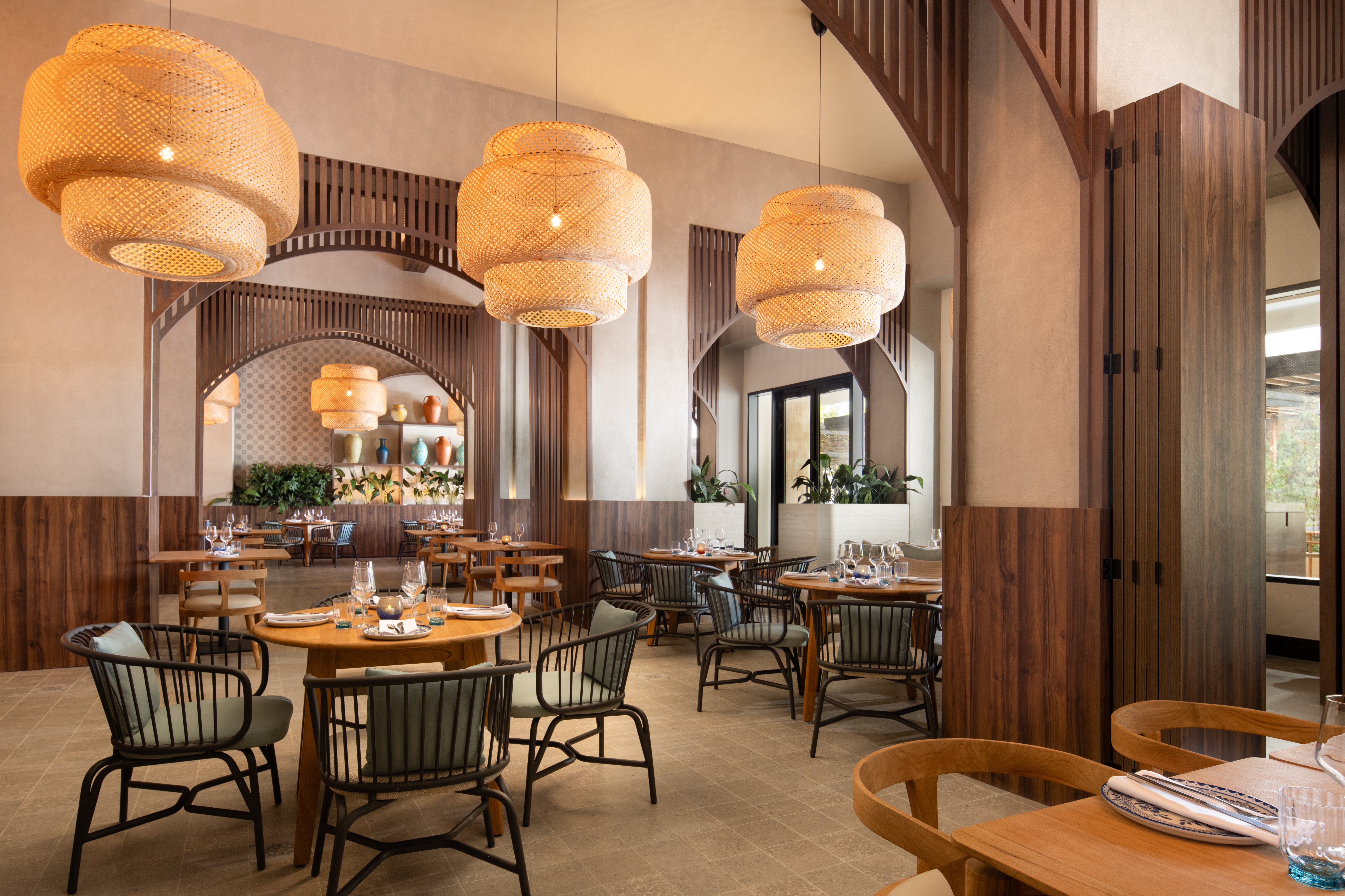 A wealth of delicious cuisine is on offer, with menus inspired by the Caribbean, Thailand, and the Amalfi Coast