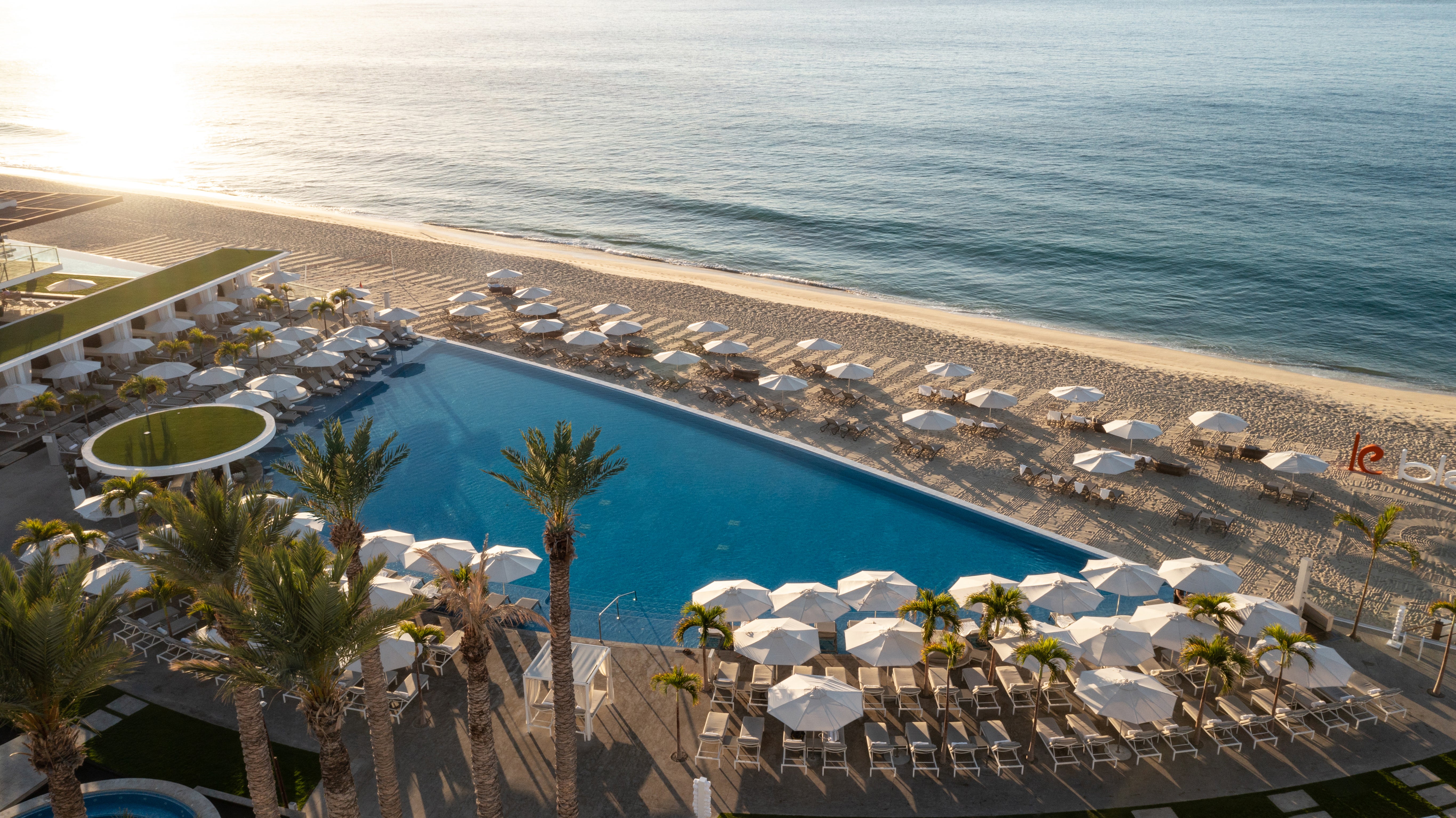 Guests at Le Blanc Spa Resort Los Cabos speak highly of its spa facilities