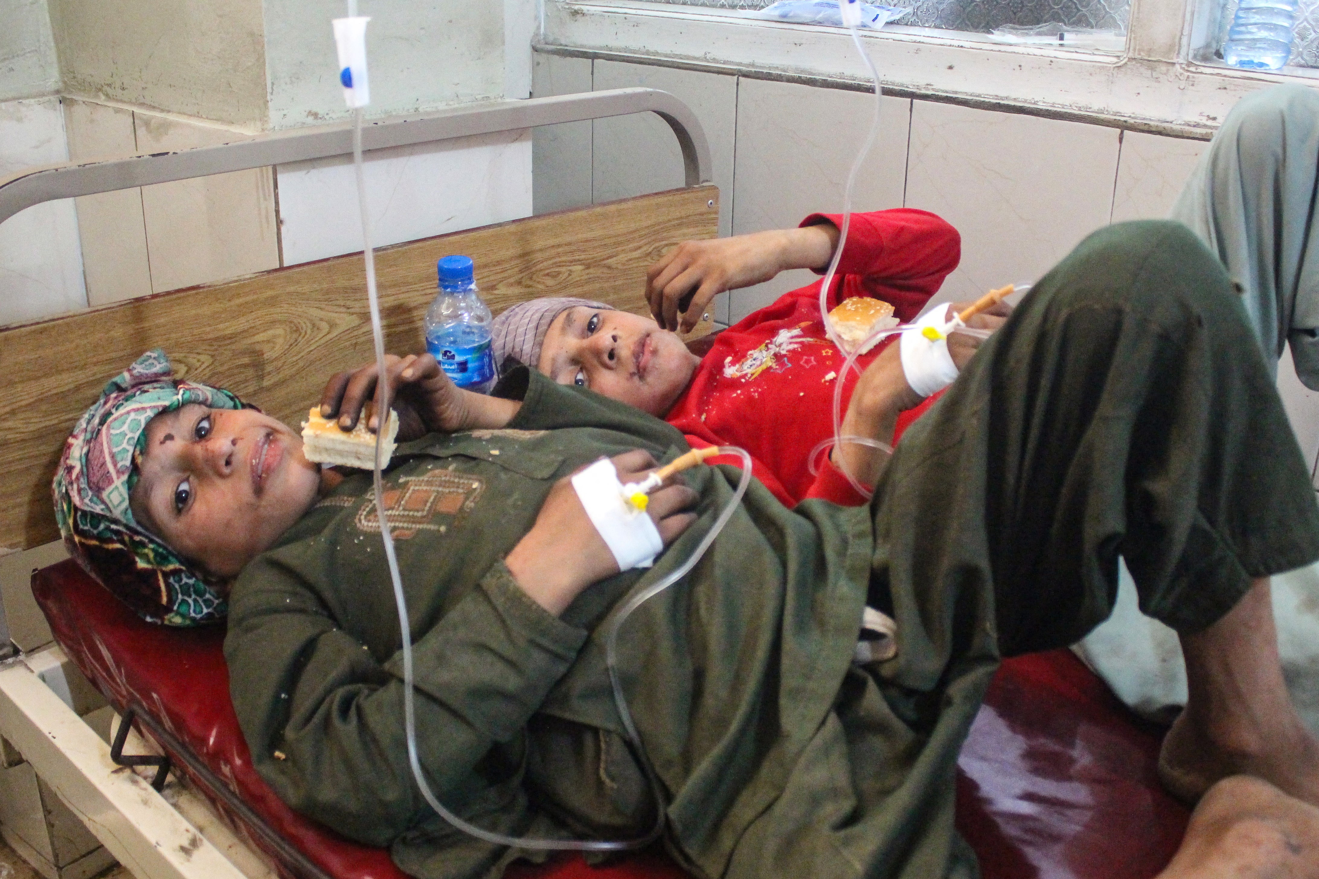 Injured Afghan children receive treatment after an earthquake in Jalalabad on 1 September 2025