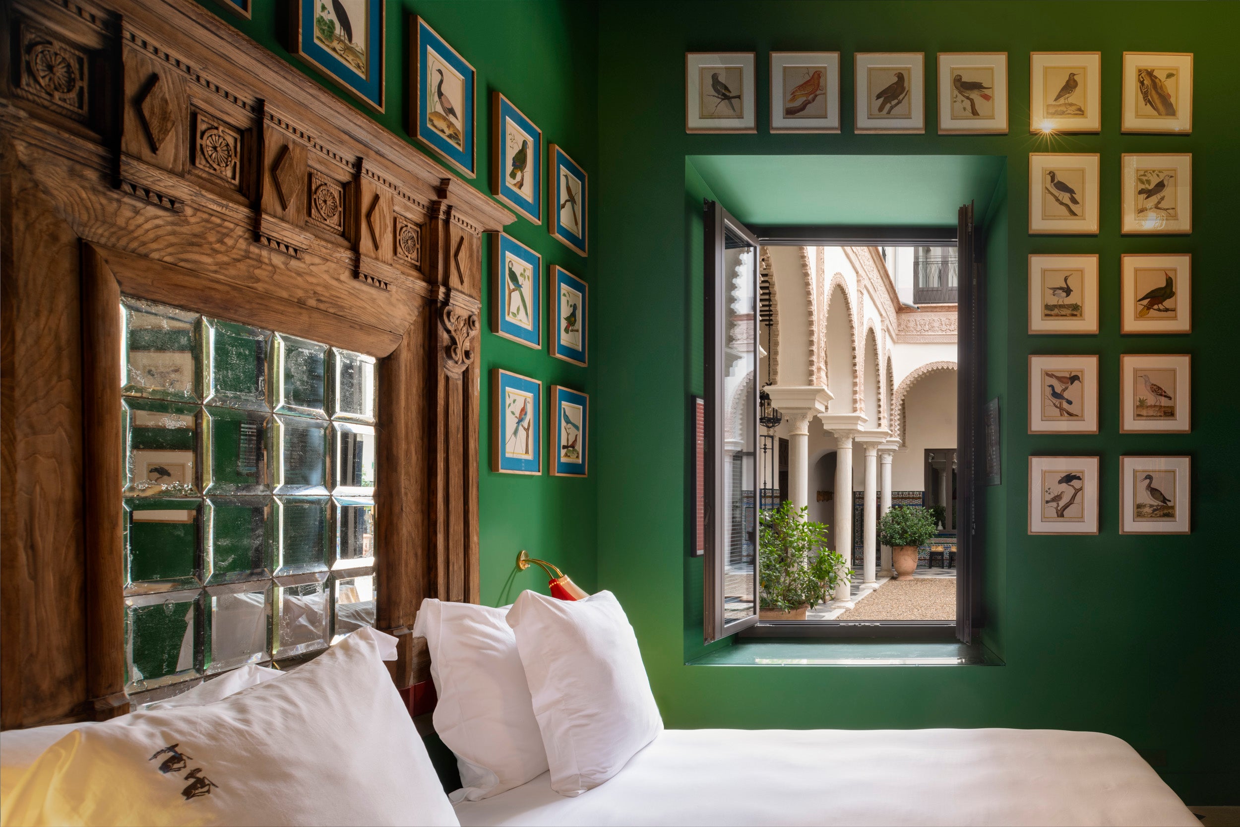 Casa del Limonero is housed in a grand 15th-century palace