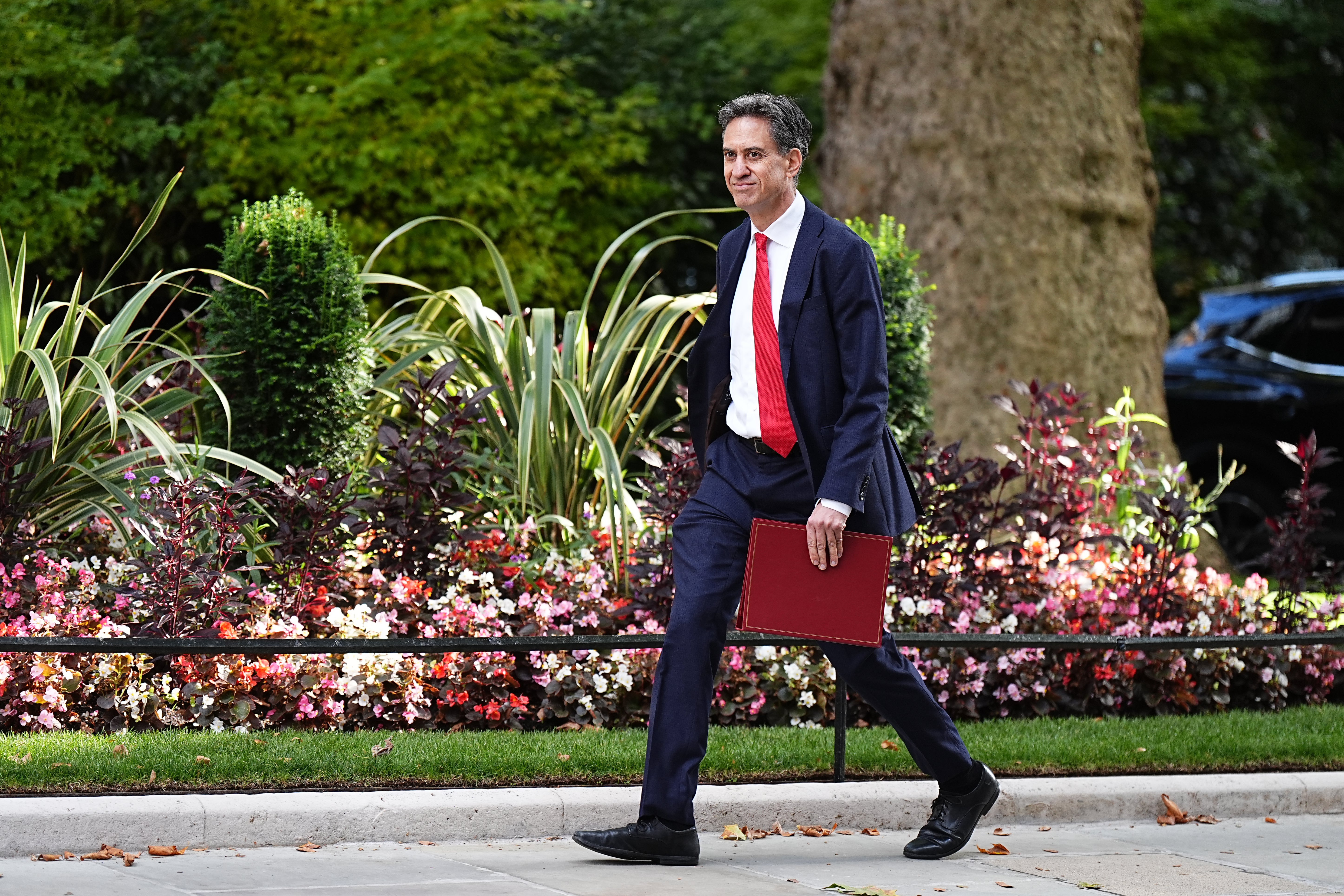 Ed Miliband on his way to 10 Downing Street