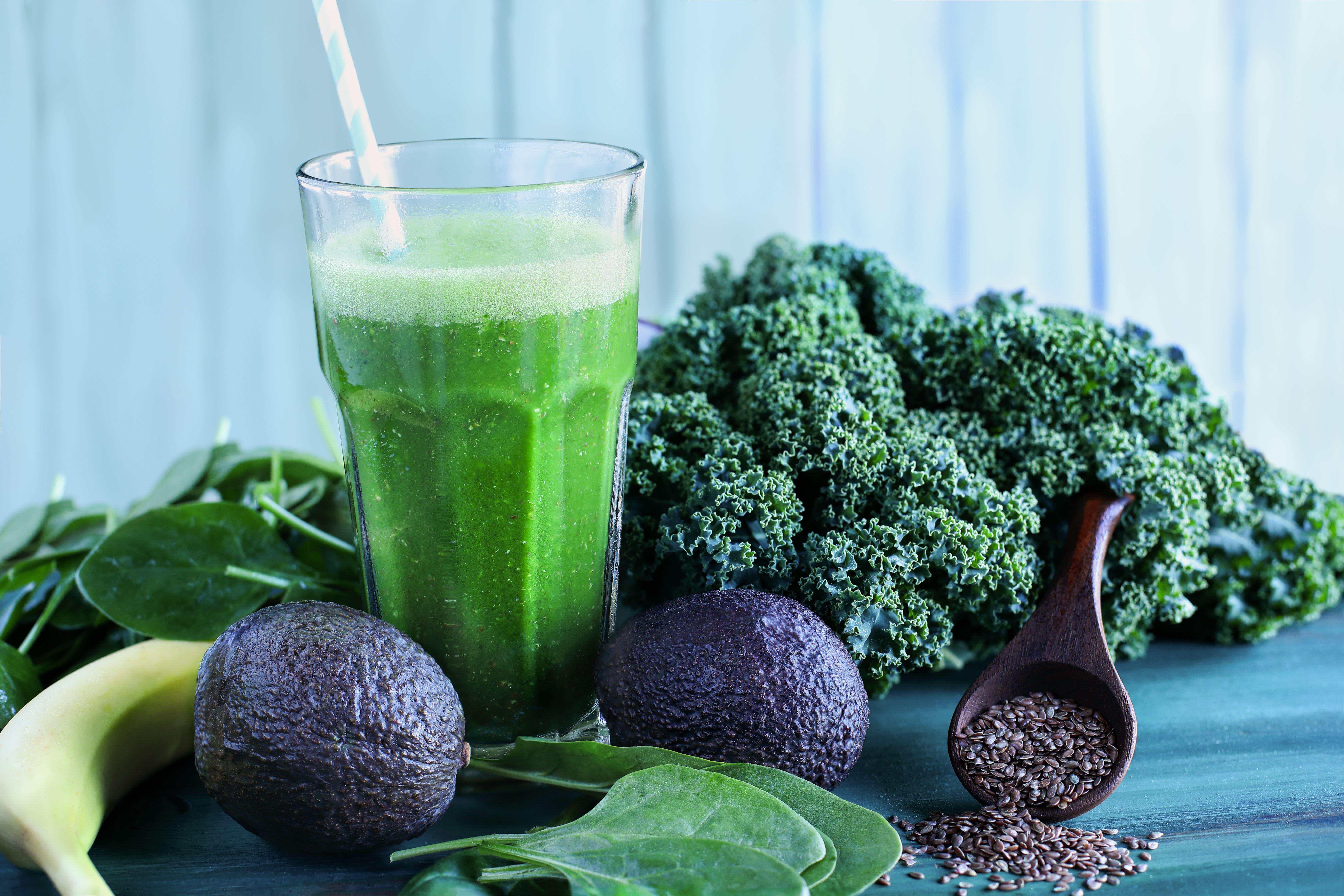Lidé by měli zajistit, aby ve své stravě dostávali adekvátní protein, železo a vitamíny
