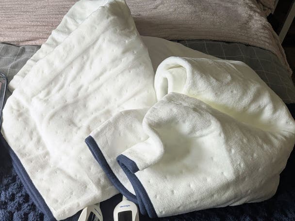 Testing the Silentnight hotel collection double electric blanket 