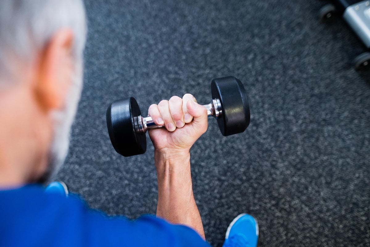 Best exercises for seniors at the gym and seven mistakes to stop making