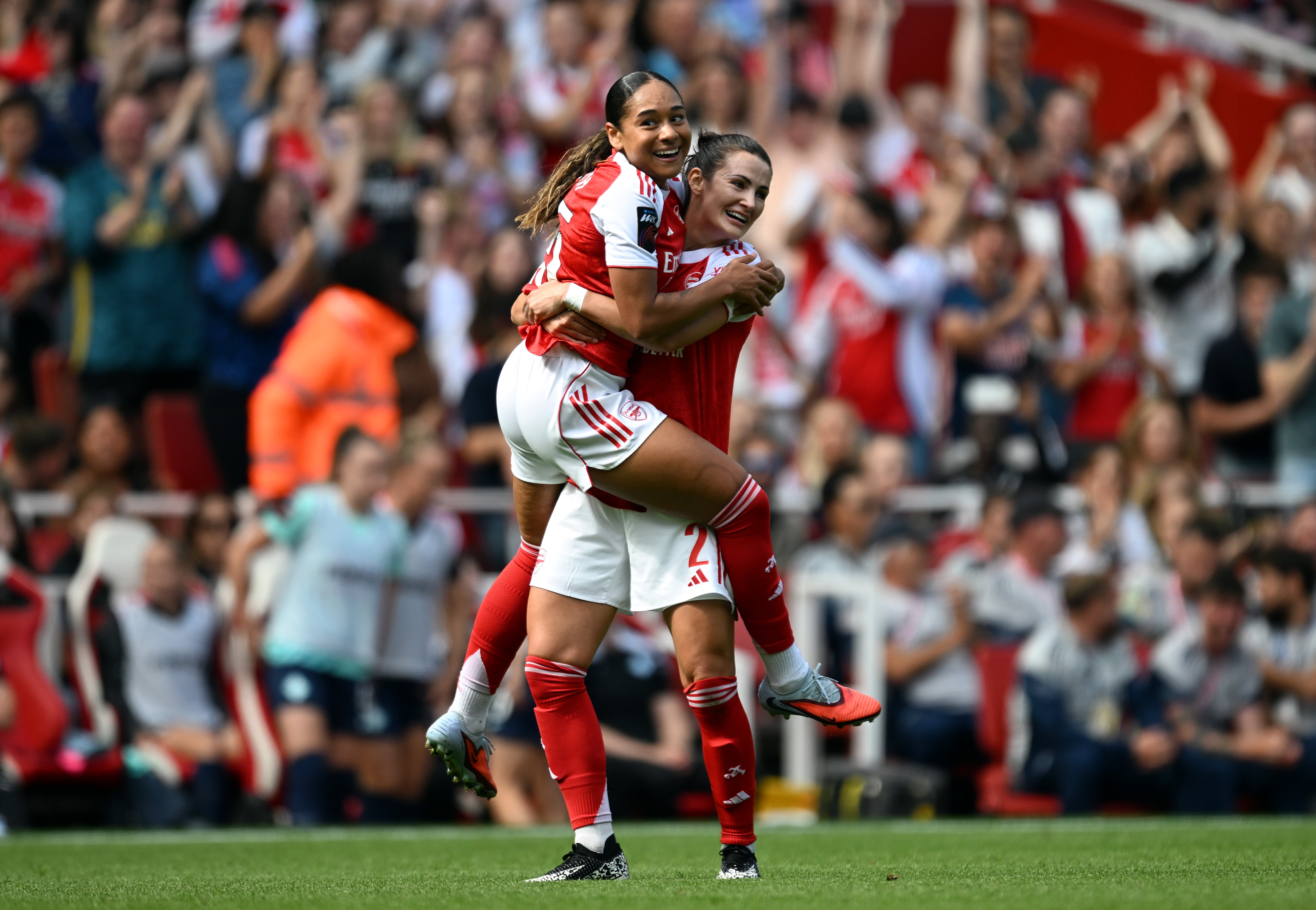 <p>Olivia Smith scored a debut goal for Arsenal</p>