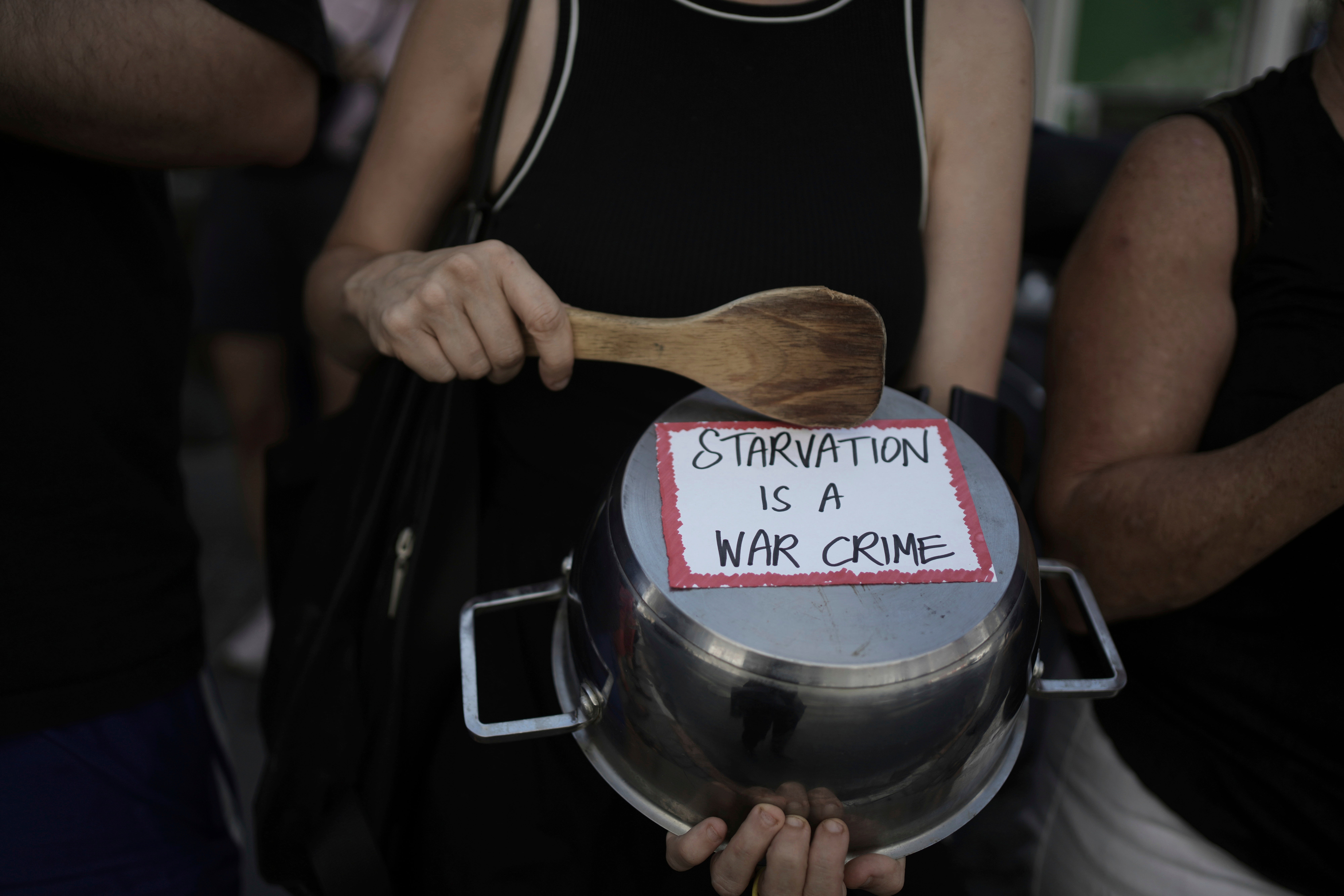 Mideast Wars Israeli Media