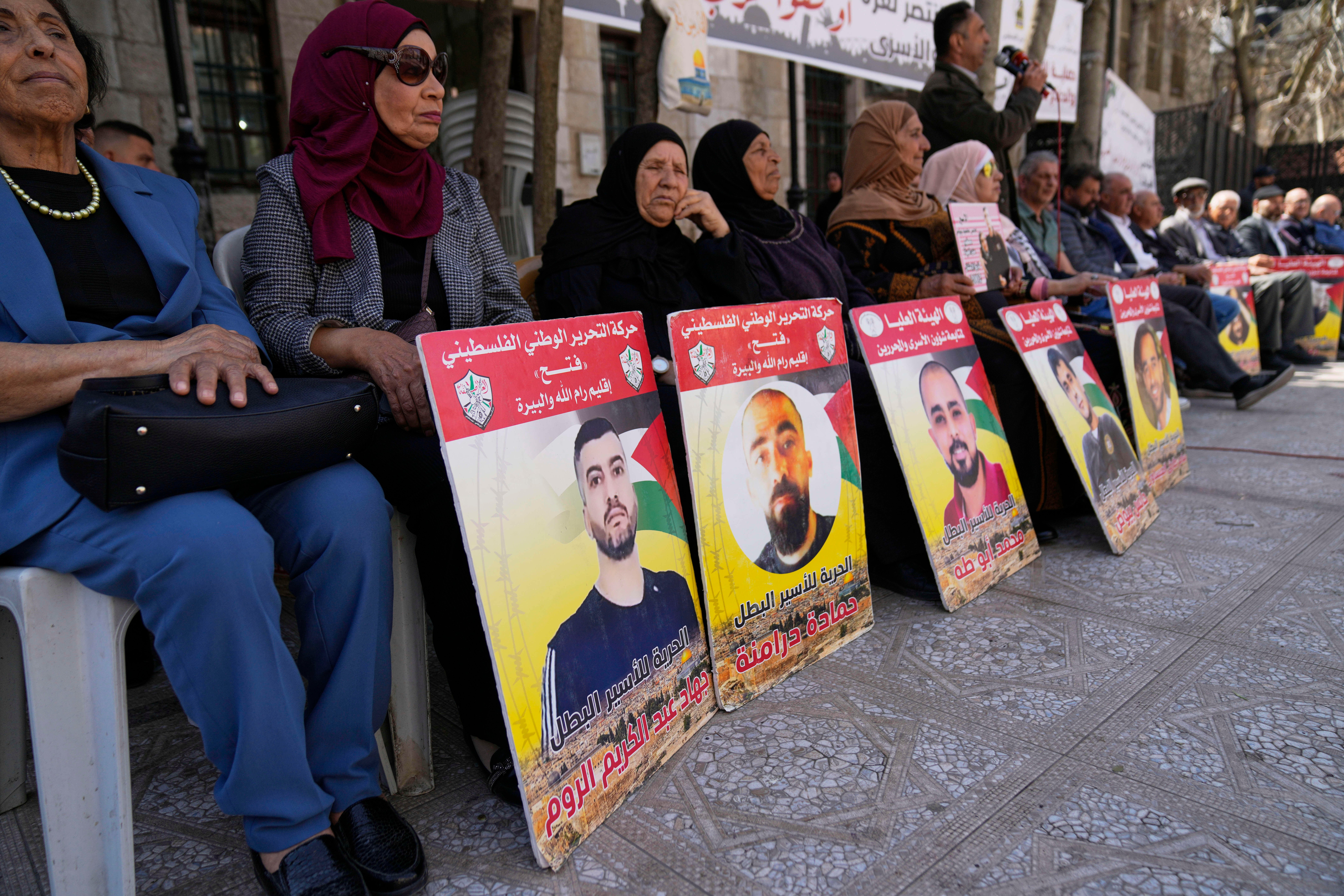 Mideast Wars Israel Prisoners