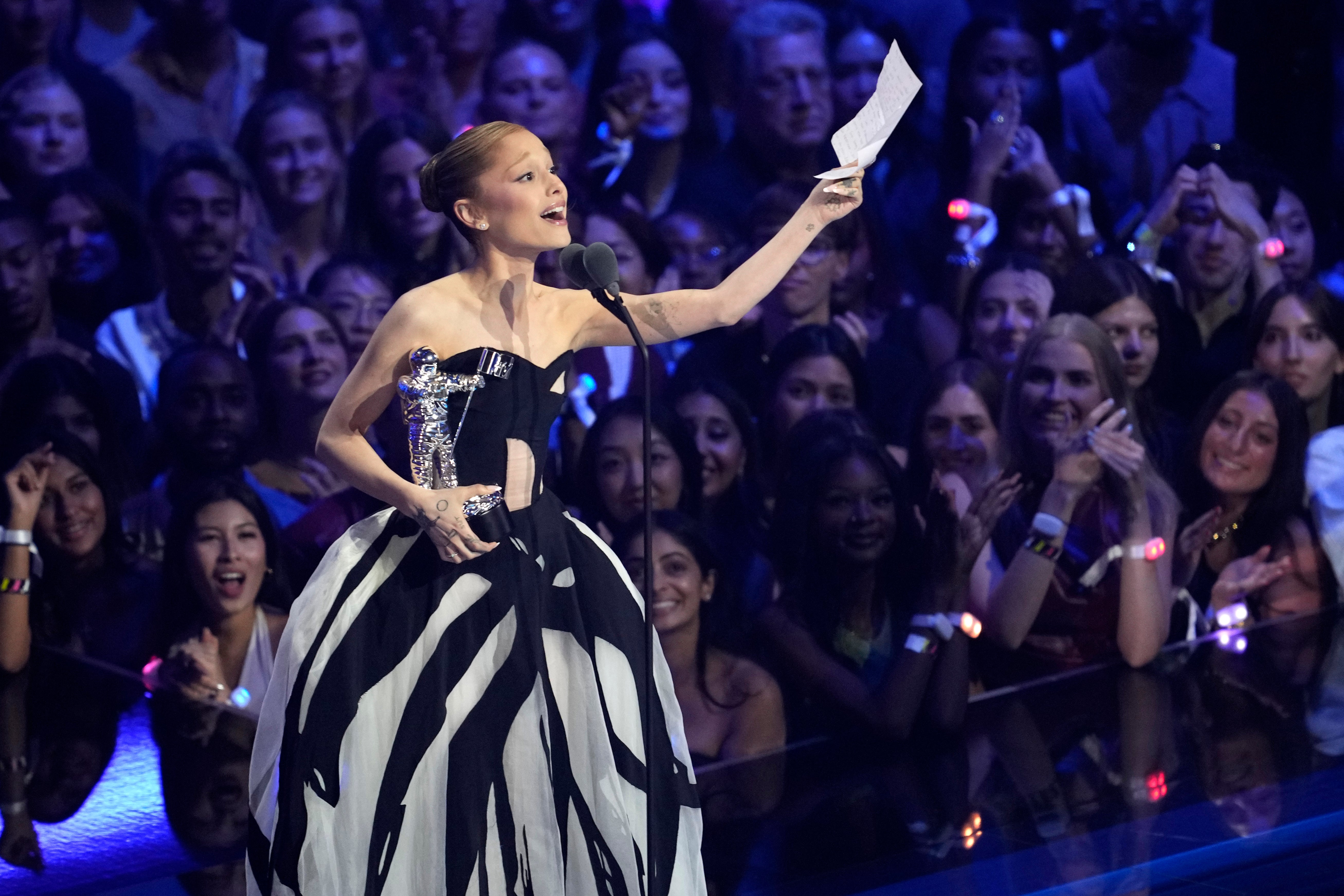 Ariana Grande thanked those who worked behind the scenes on her music videos