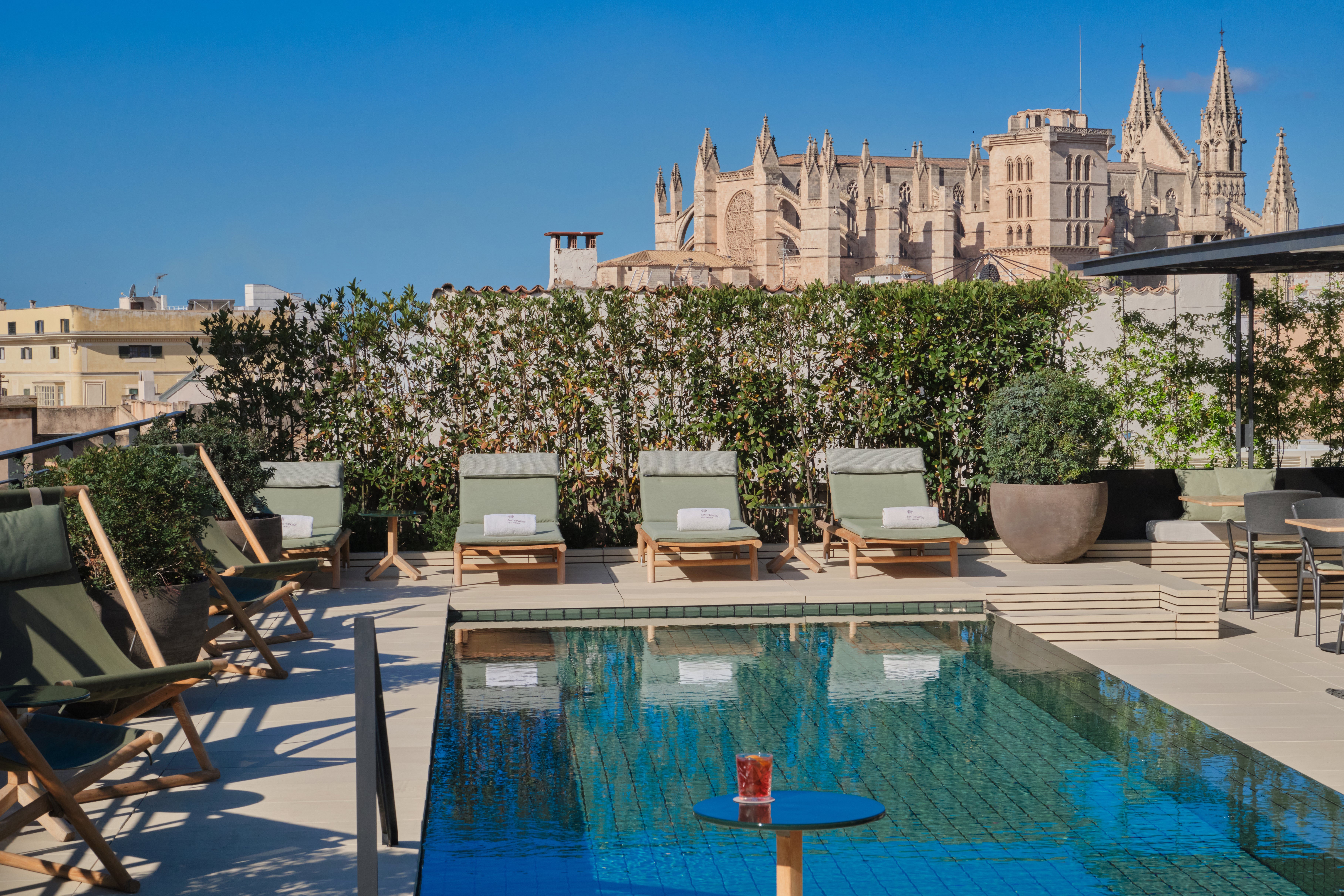 Pool views don’t get much better than Palma de Mallorca’s arresting Gothic-Roman cathedral