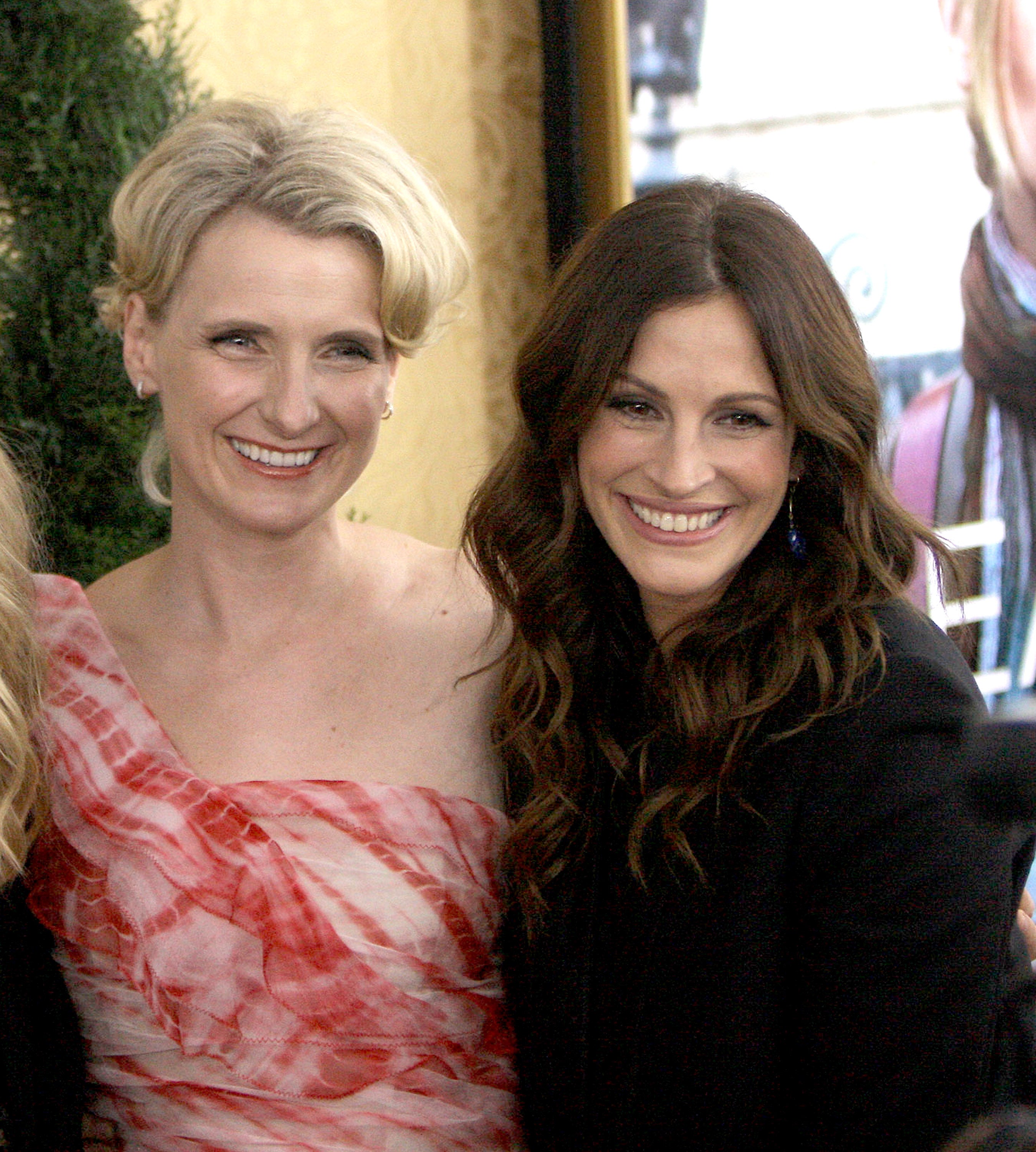 Gilbert and Julia Roberts at the New York premiere of ‘Eat Pray Love’ in 2010