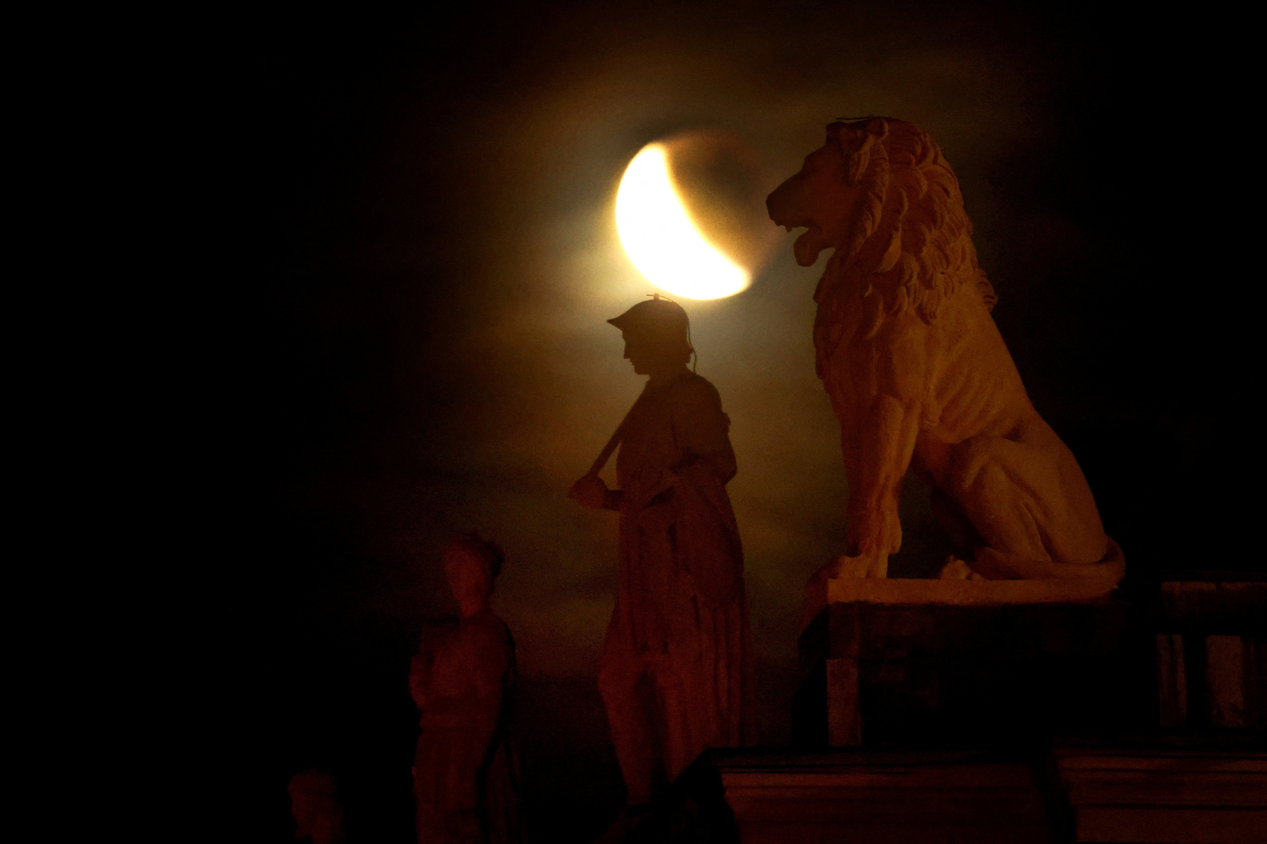 A full moon is seen during a 'Blood Moon' total lunar eclipse over the Residenz (residence) in Munich, Germany, 7 September 2025