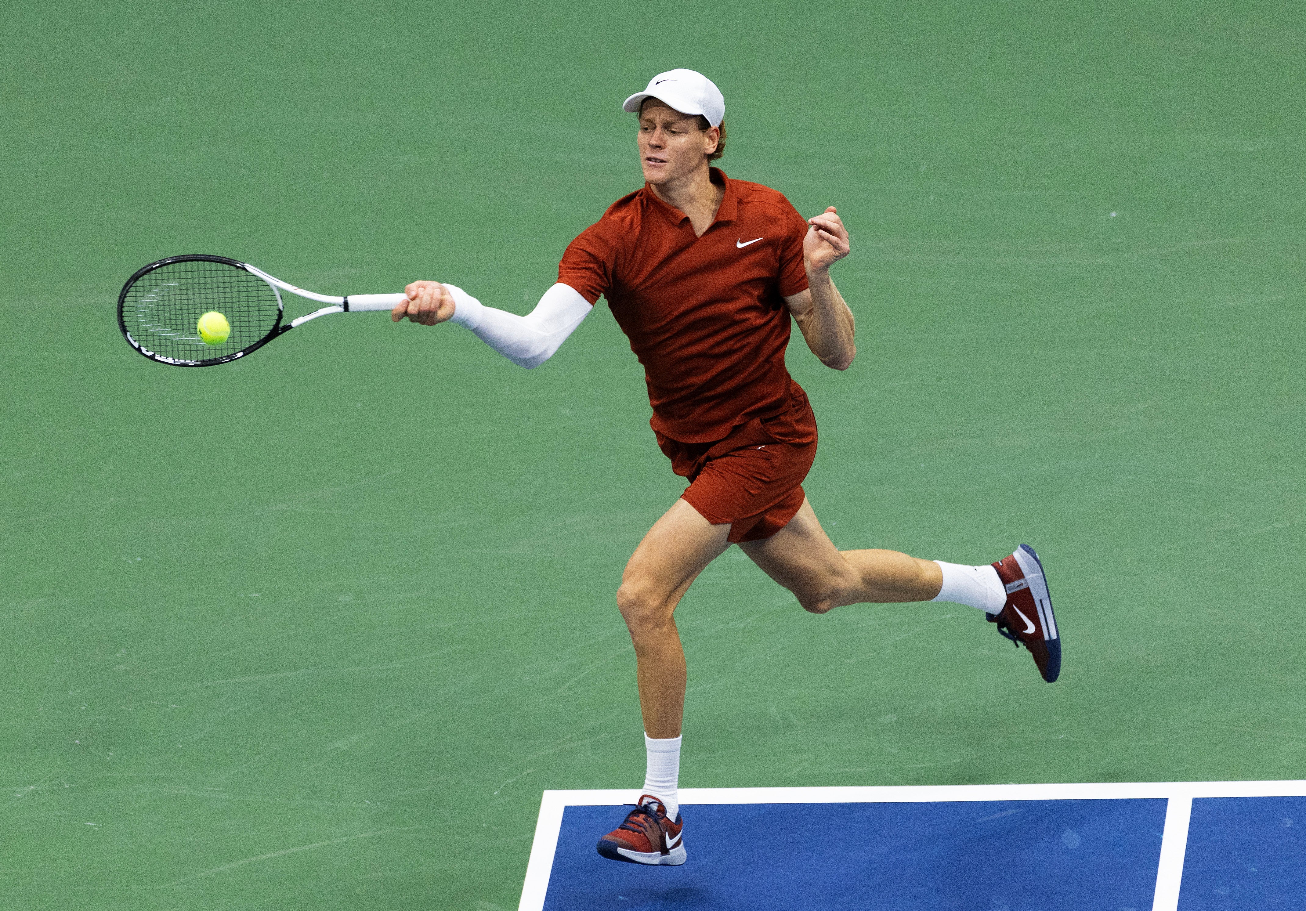 Jannik Sinner připustil, že Carlos Alcaraz byl „lepším“ hráčem během finále US Open