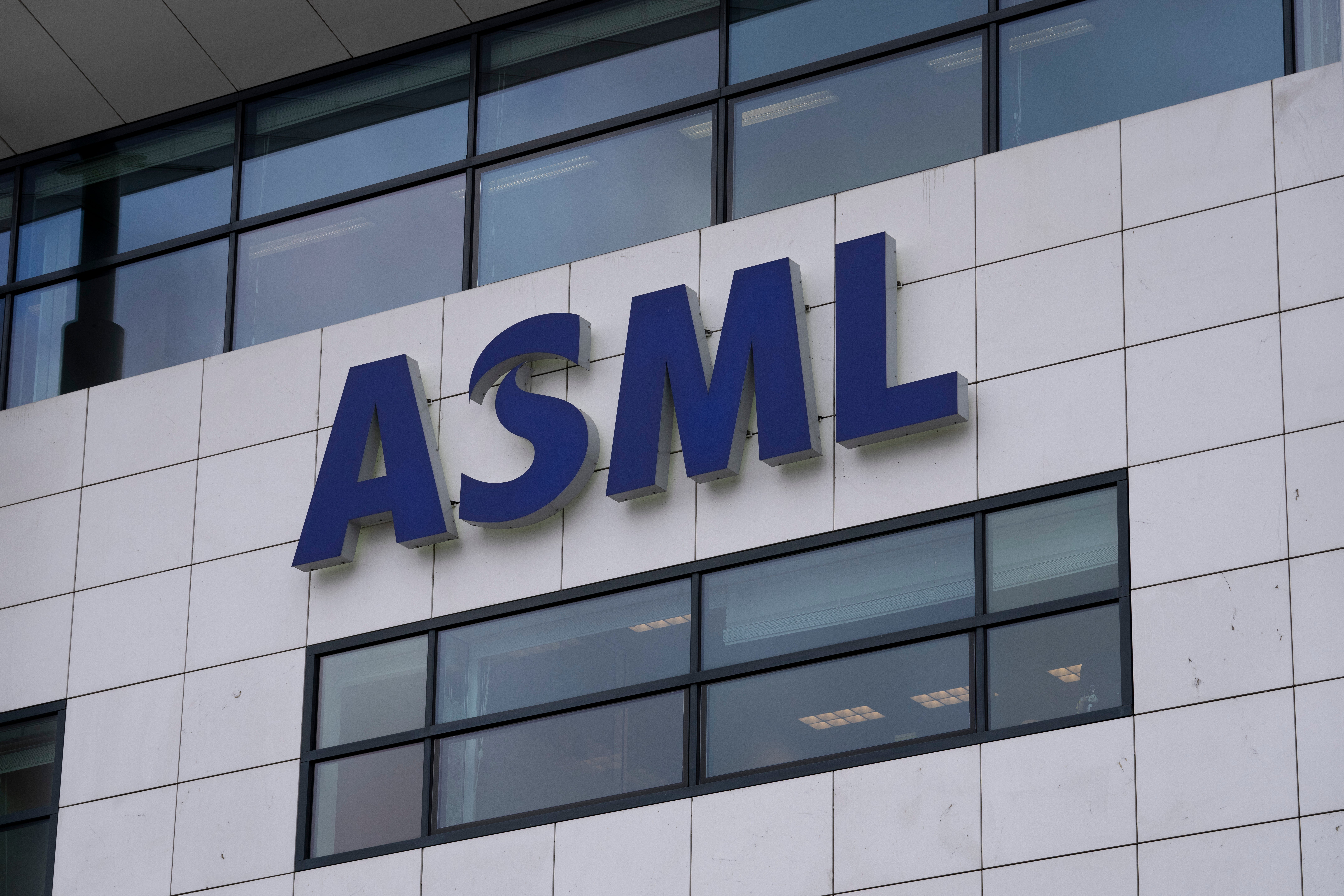 Europe-ASML-Mistral
