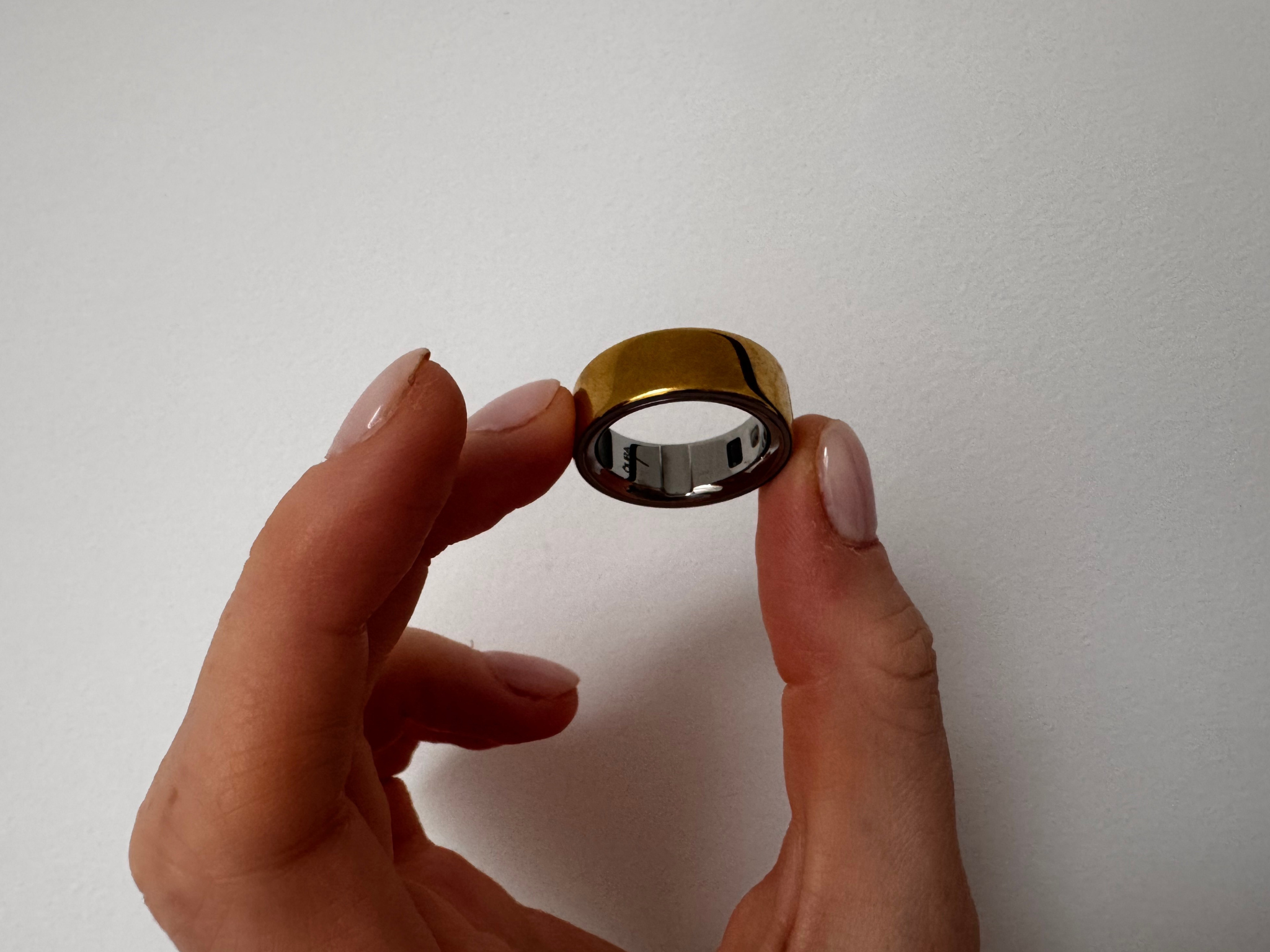 A luxe gift that keeps on giving, the Oura ring gen 4 is a treat for any self-development obsessed Virgo