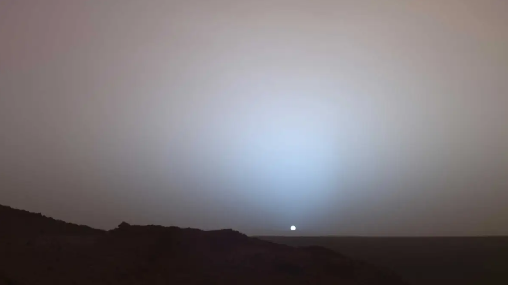 Nasa's Mars Exploration Rover Spirit sees the Sun set on Mars on 19 May, 2005