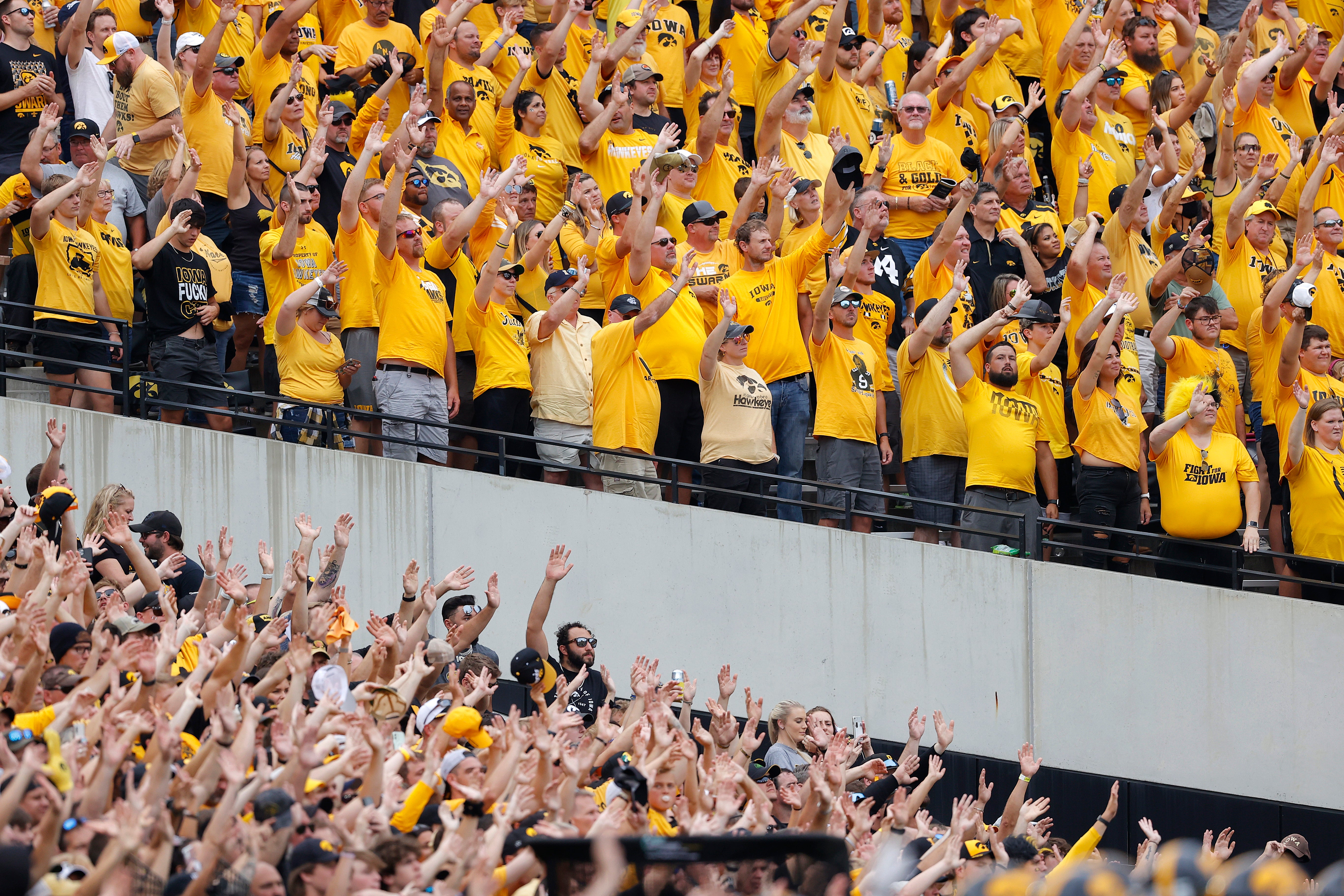 Tradition Glimpse Iowa Wave Football
