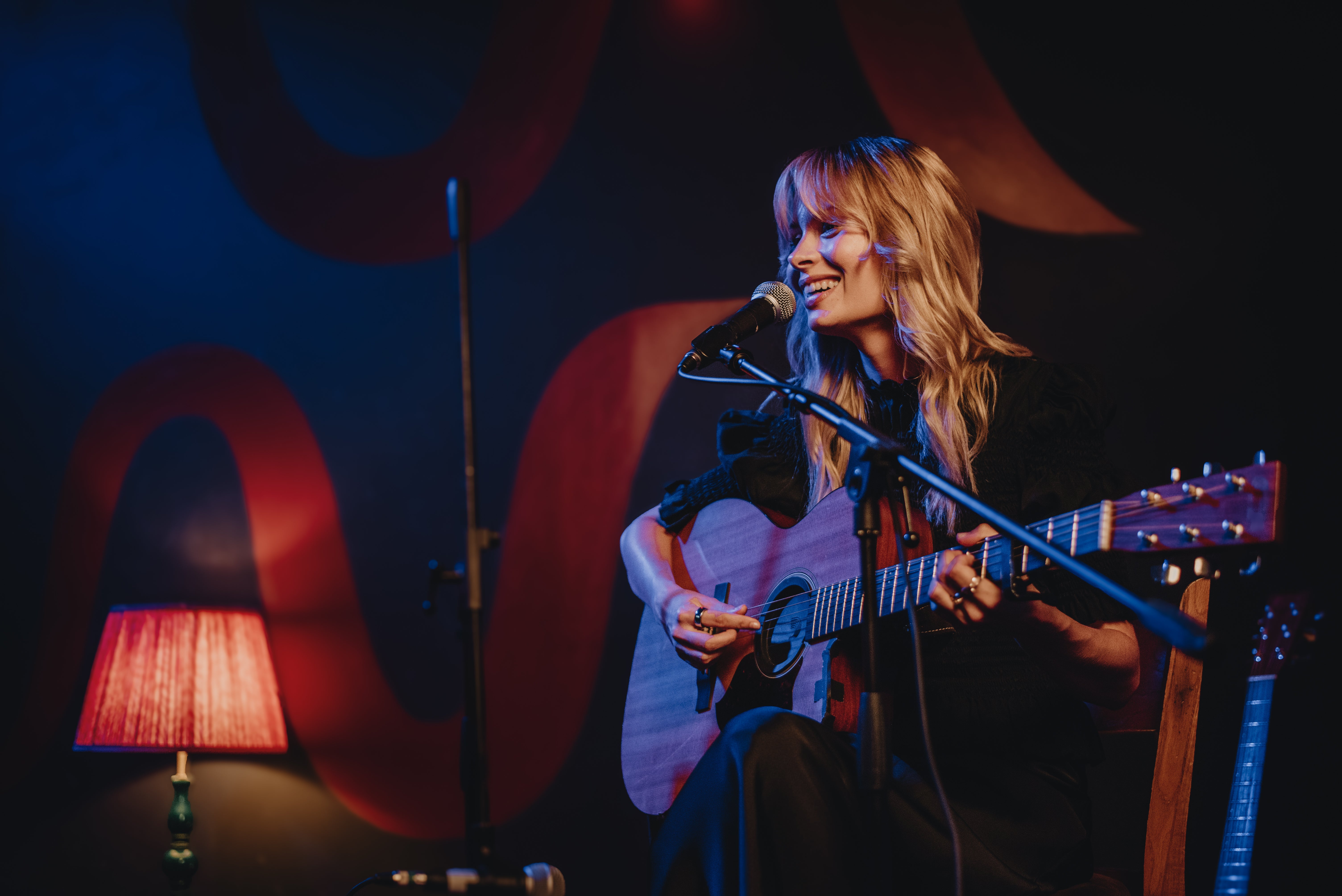 Scottish artist Nina Nesbitt surprised a local Kent venue with a secret set