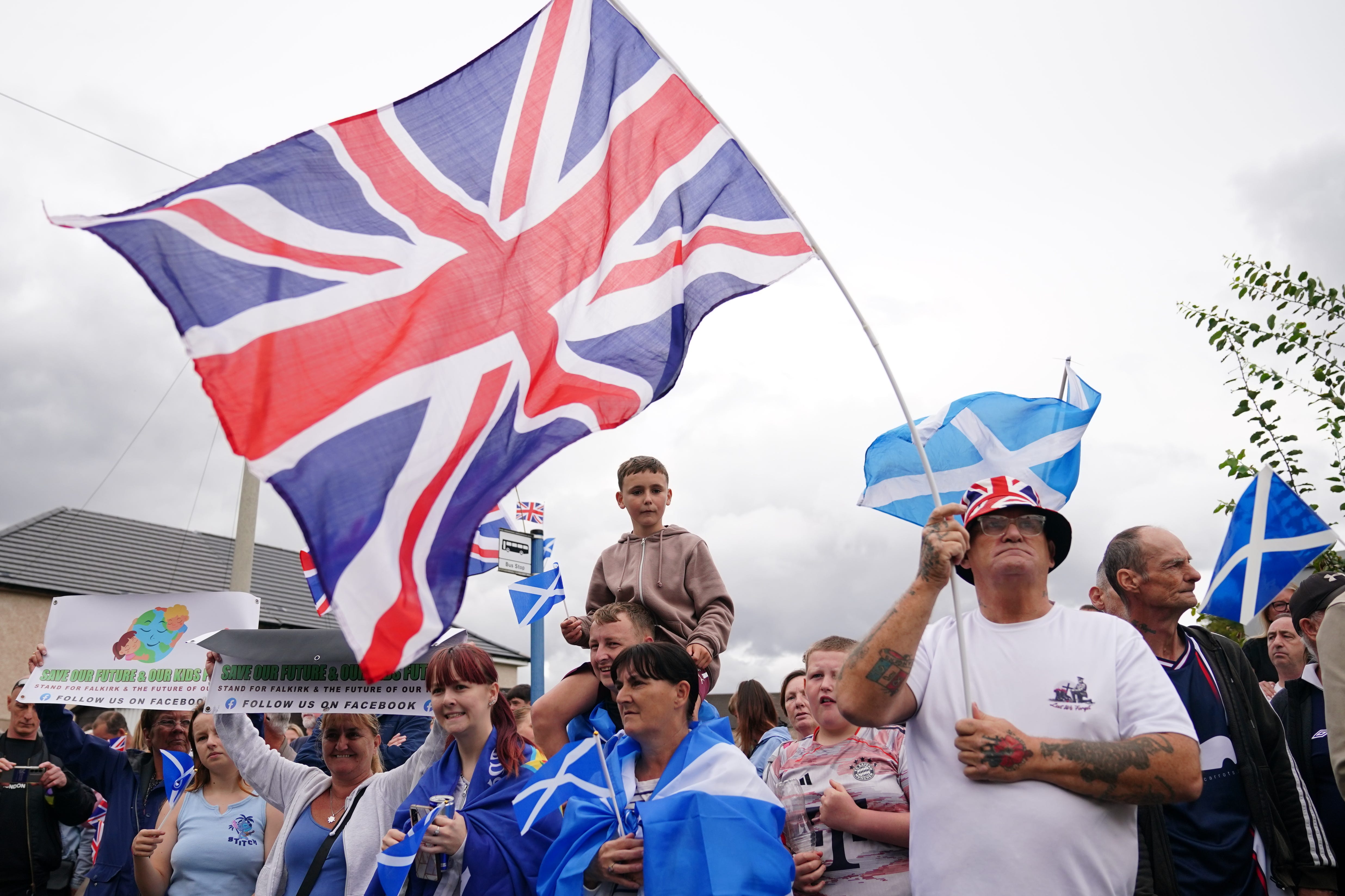 Protesters outside the Cladhan Hotel in Falkirk (Jane Barlow/PA)