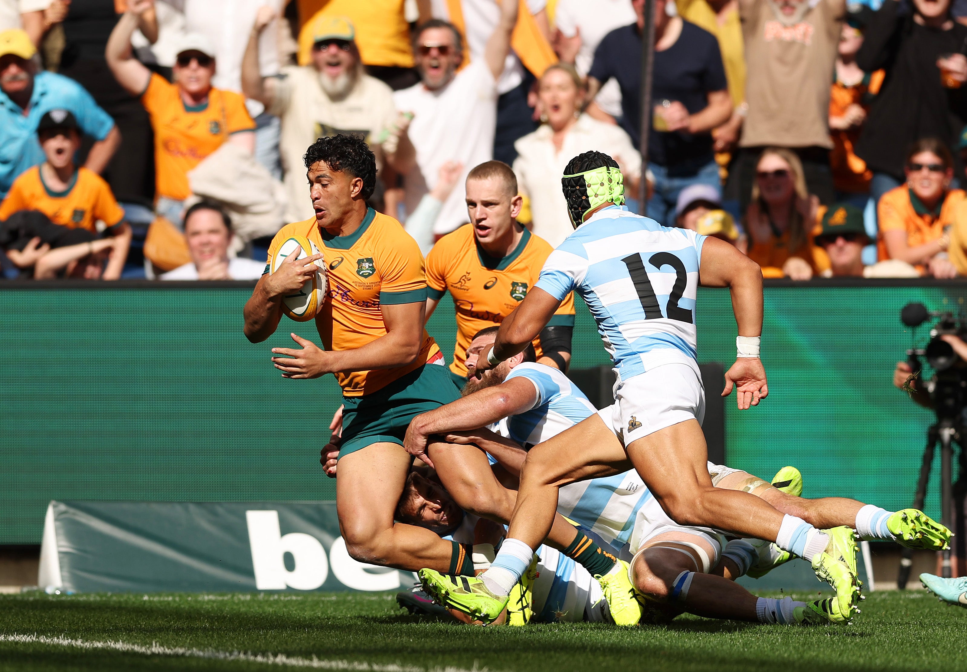 Joseph Aukuso-Suaalii went over early for Australia