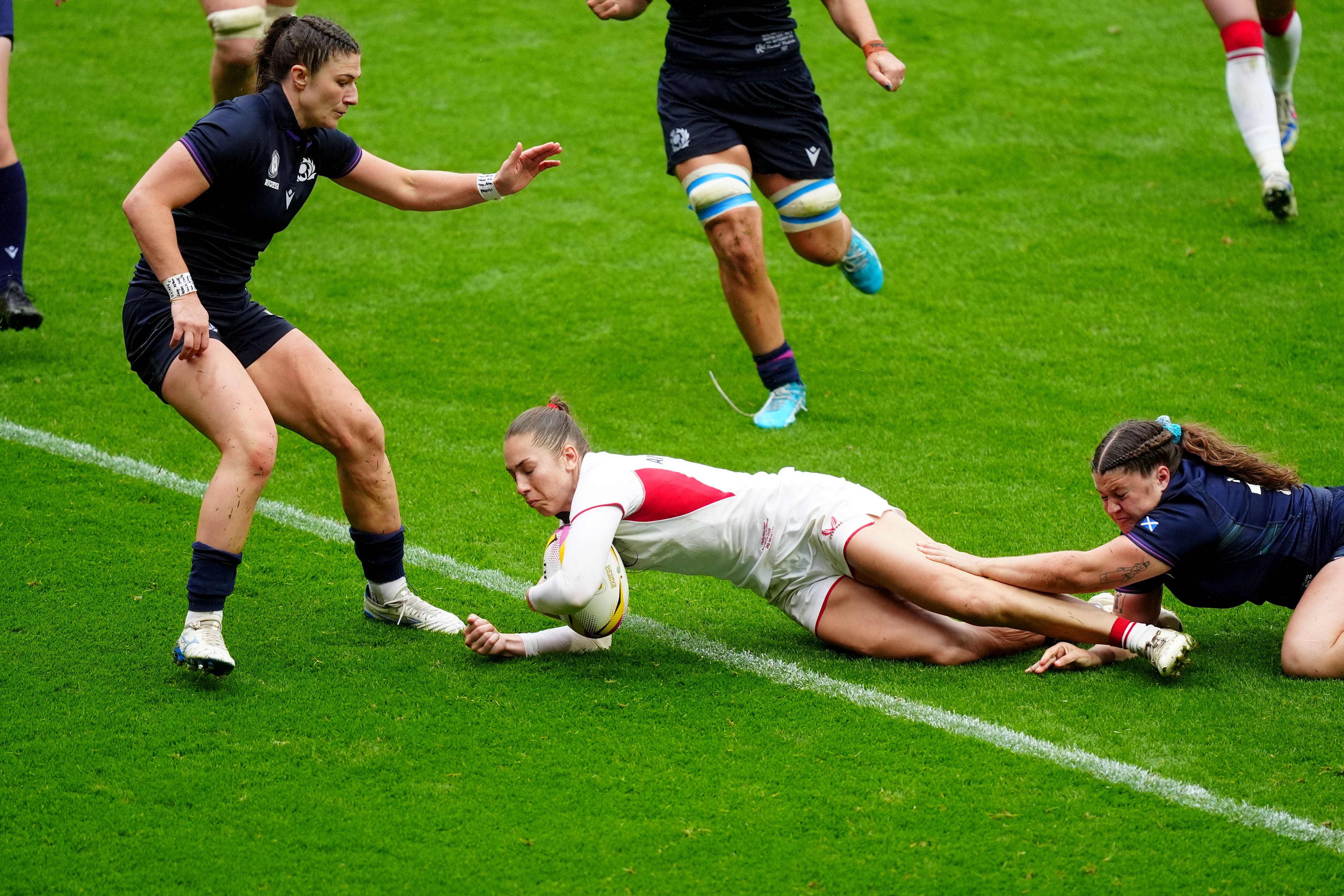 Holly Aitchison omezila působivý výkon druhou polovinou