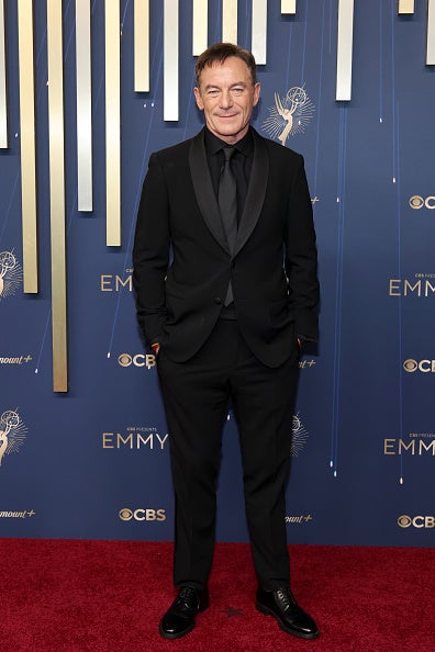 Jason Isaacs proved that a black tuxedo never goes out of style. He stunned in a two-tone black jacket with a matching tie, completing the look with leather shoes