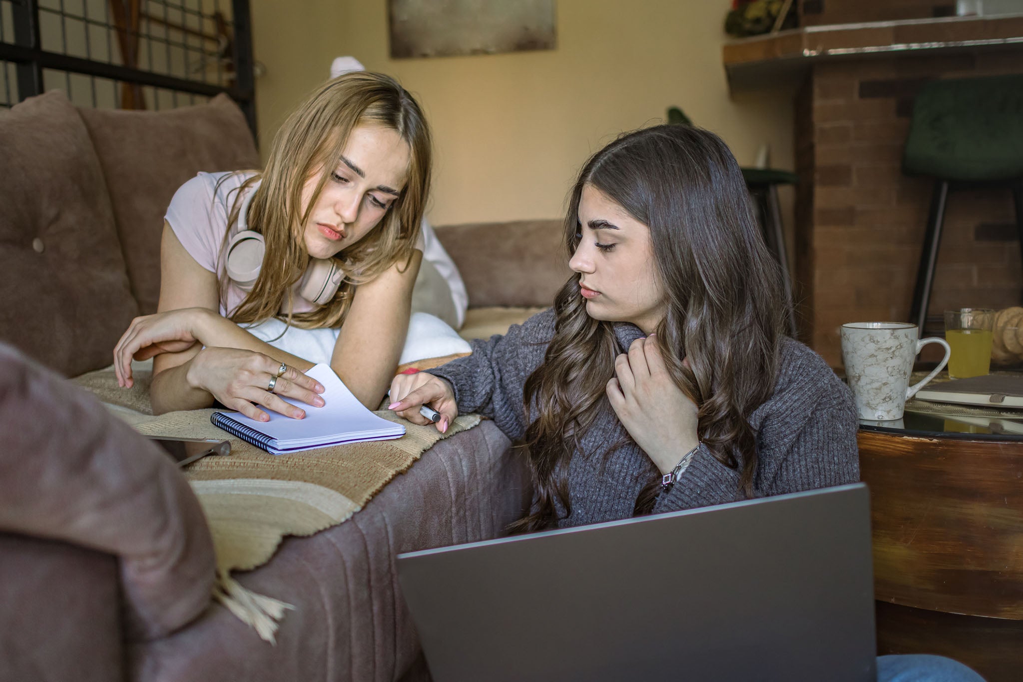 A significant majority of people say they suffer wifi issues while working from home