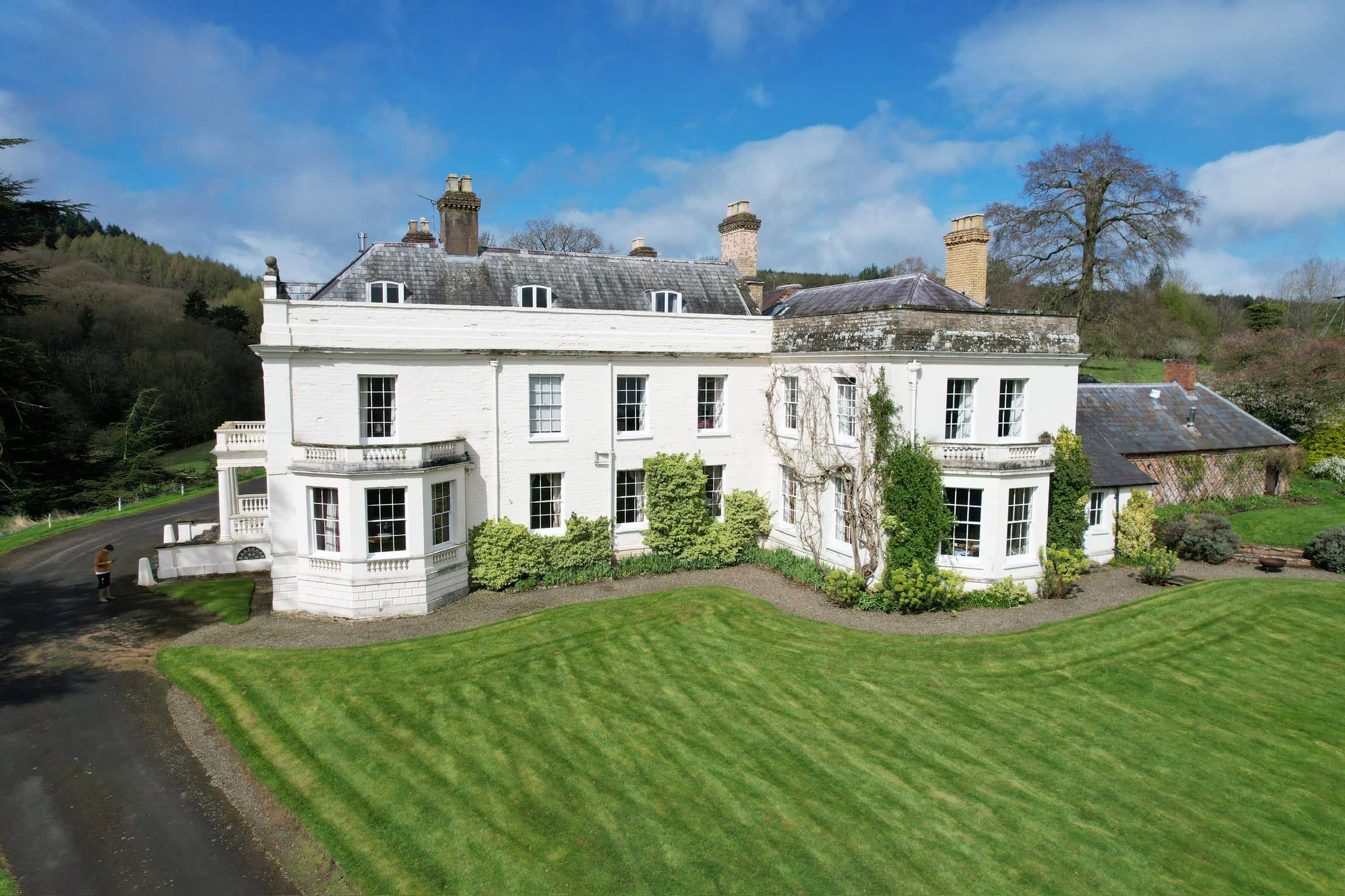 Grade II listed The Lodge is a short walk from Ludlow Station