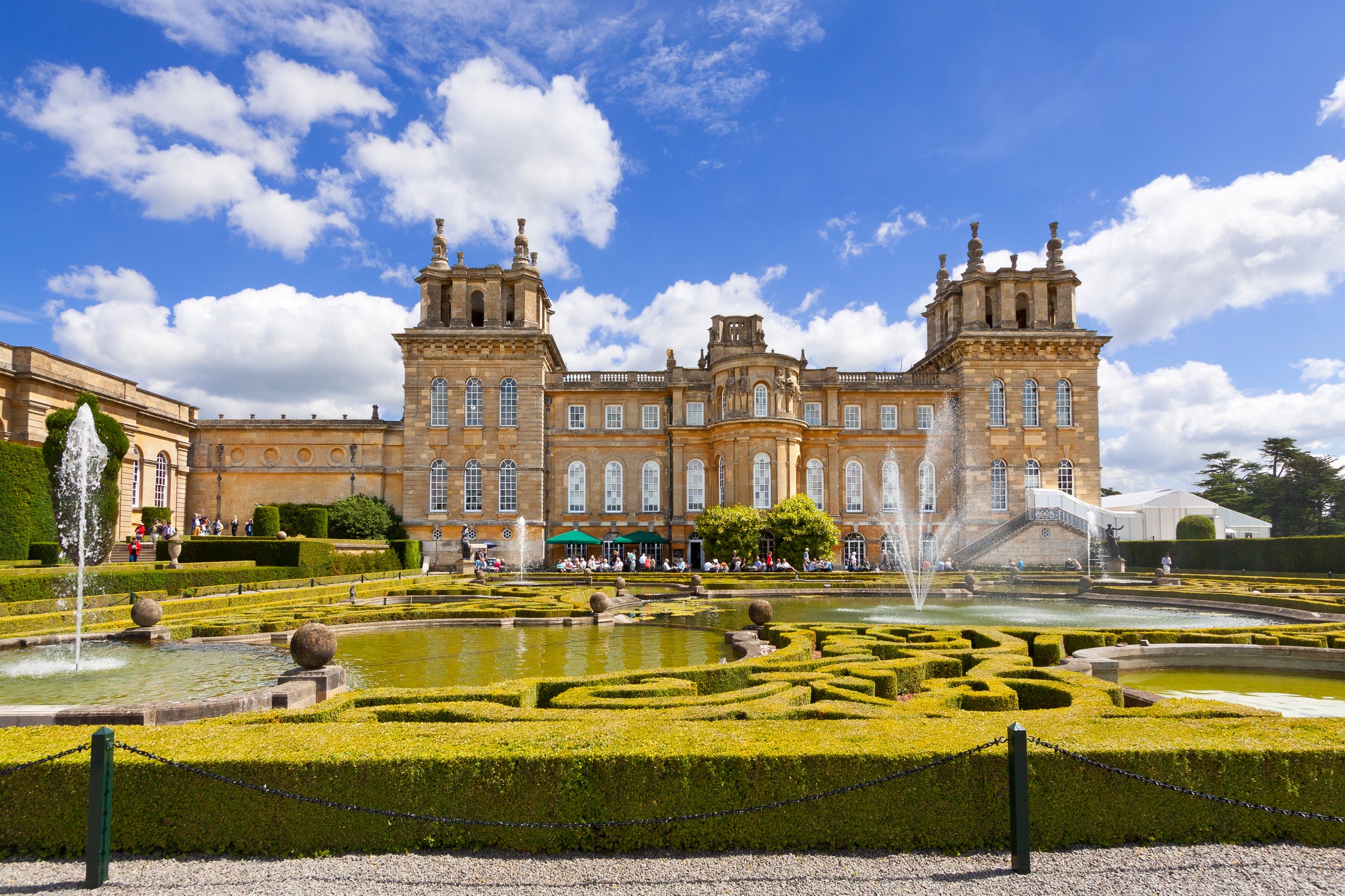 Blenheim Palace is just a 22 minute drive from where Béyonce and Jay-Z are reportedly buying a house