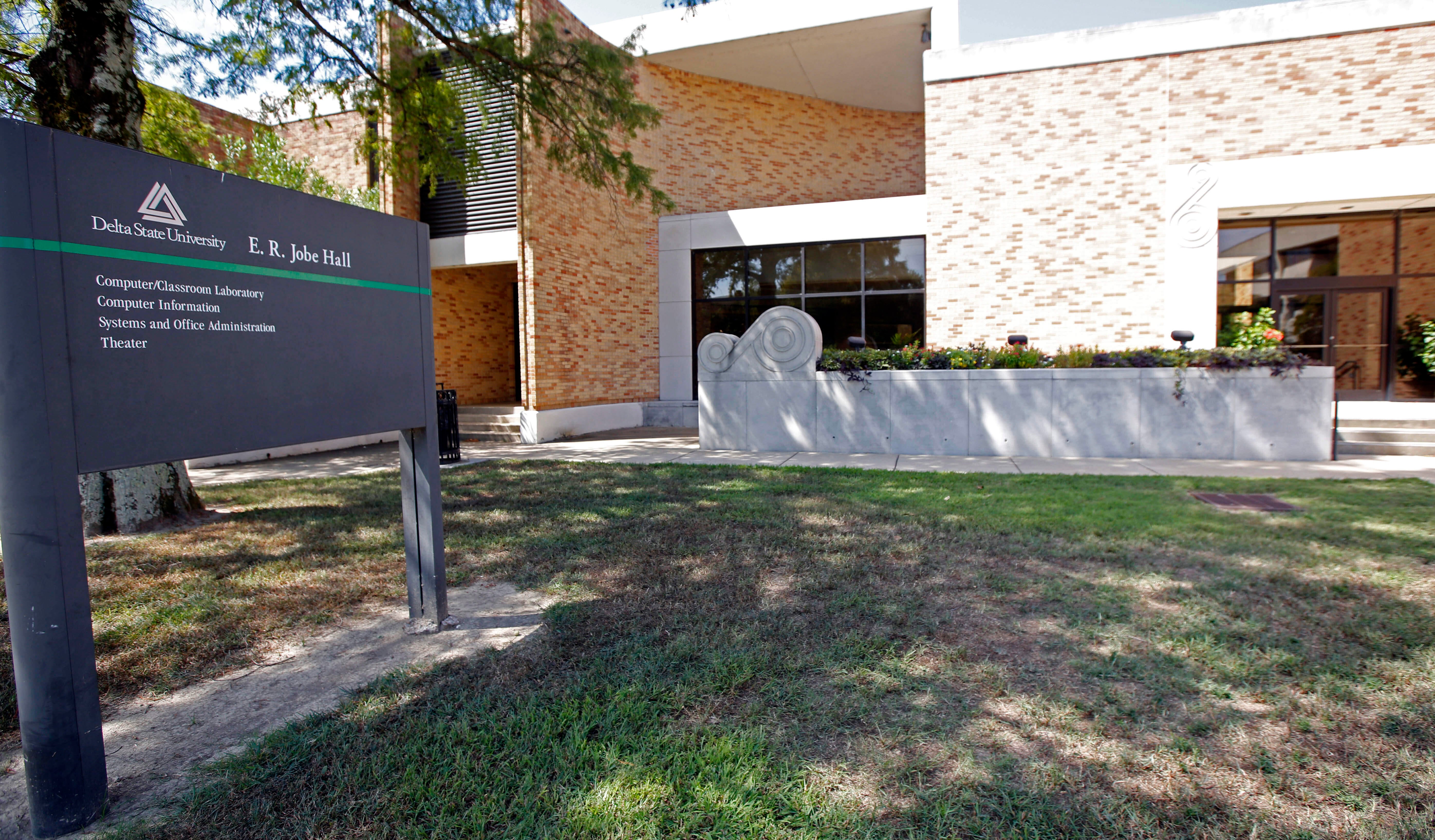 Campus Hanging Mississippi