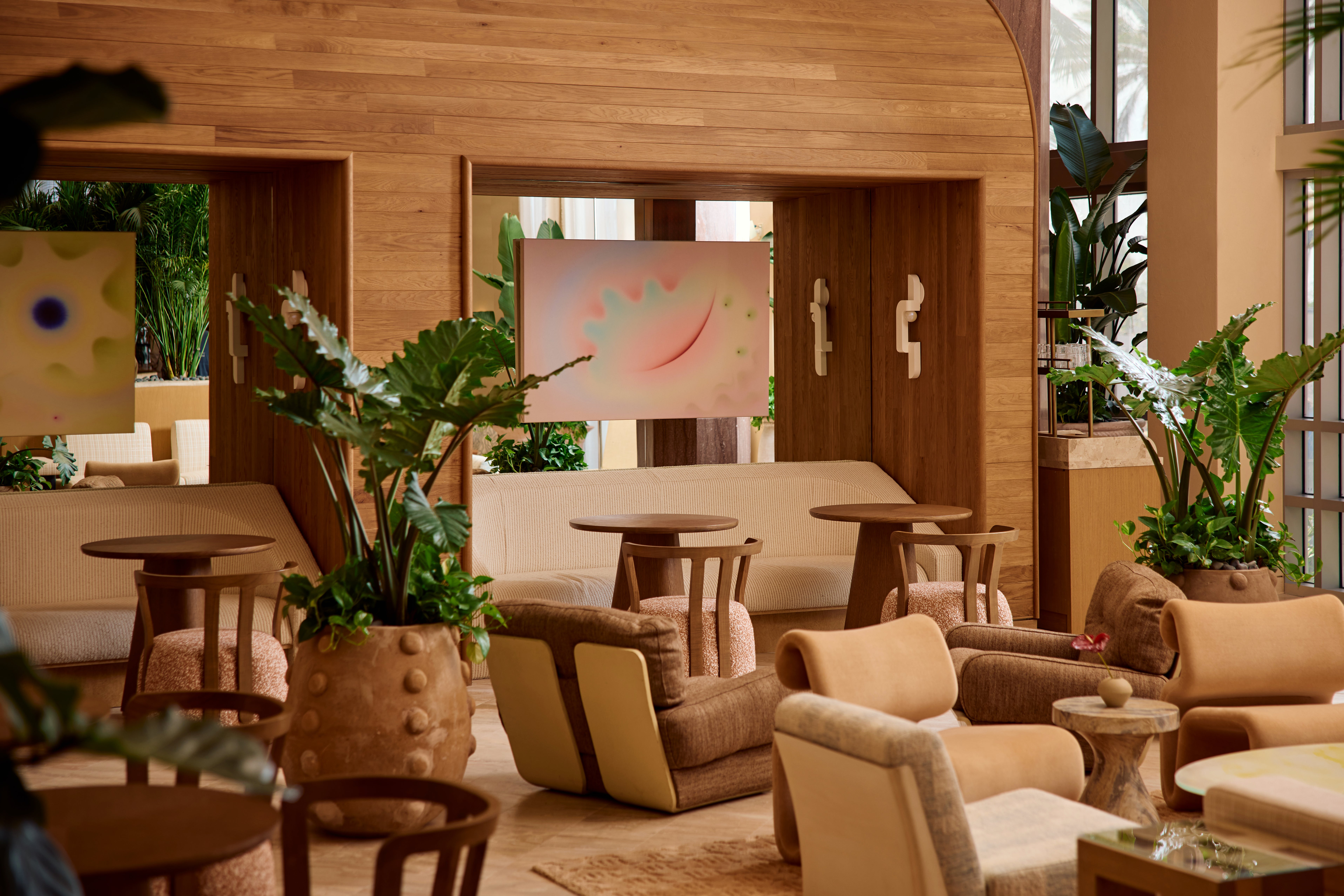 The Shelborne’s chic pared-back vibe is in contrast to other blingy Miami locations