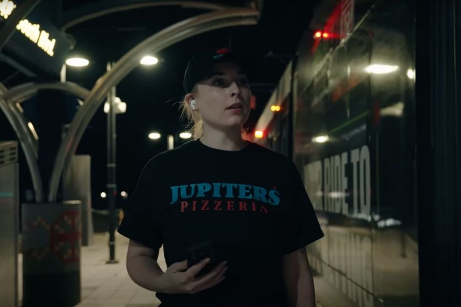 An actor portraying Iryna Zarutska wore a nearly identical pizzeria uniform that she wore the night of her death