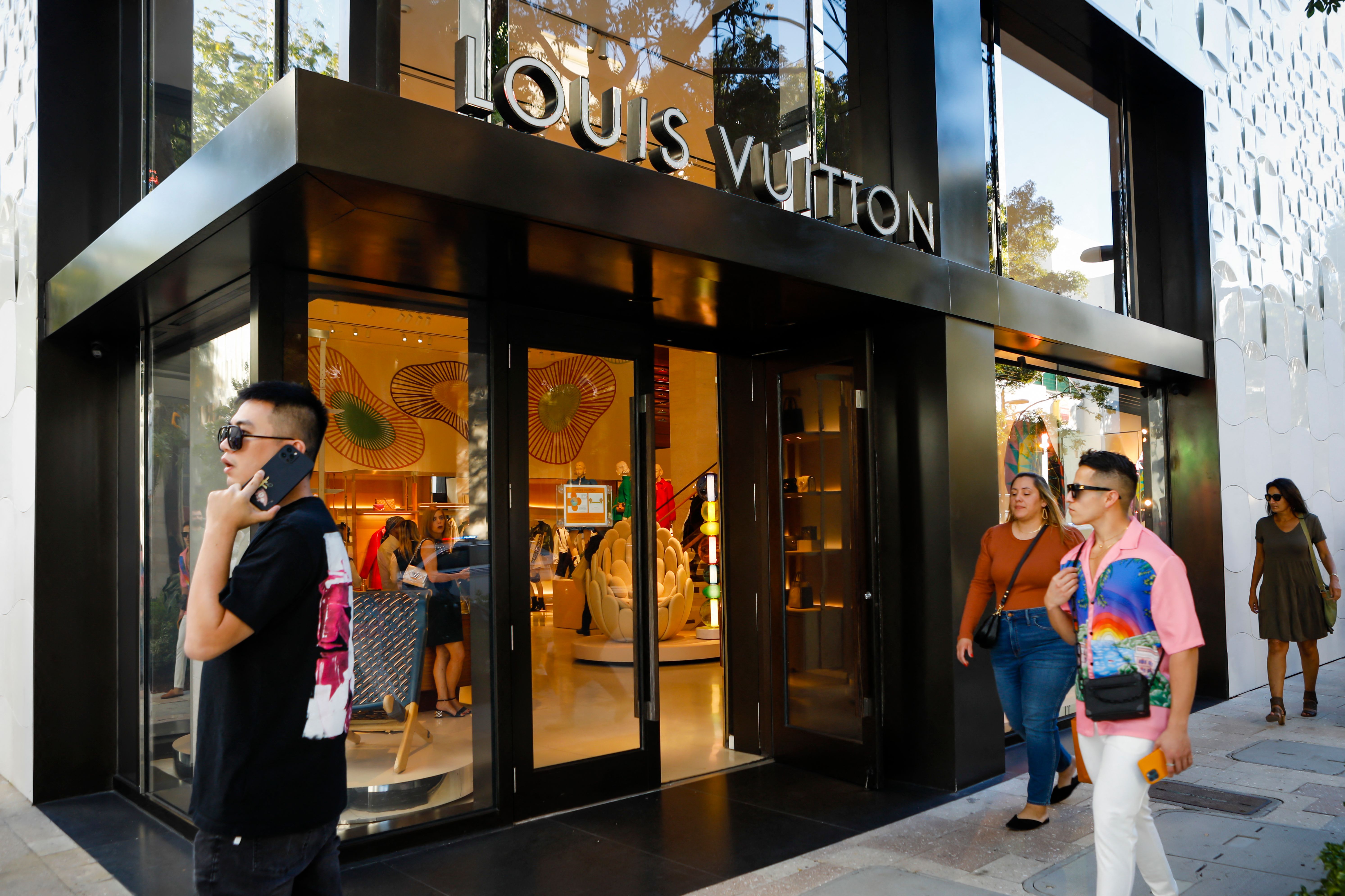 A crew of at least a dozen pulled up to a Louis Vuitton store in Chicago, not pictured, shortly before 5 a.m. local time last Thursday, according to court records