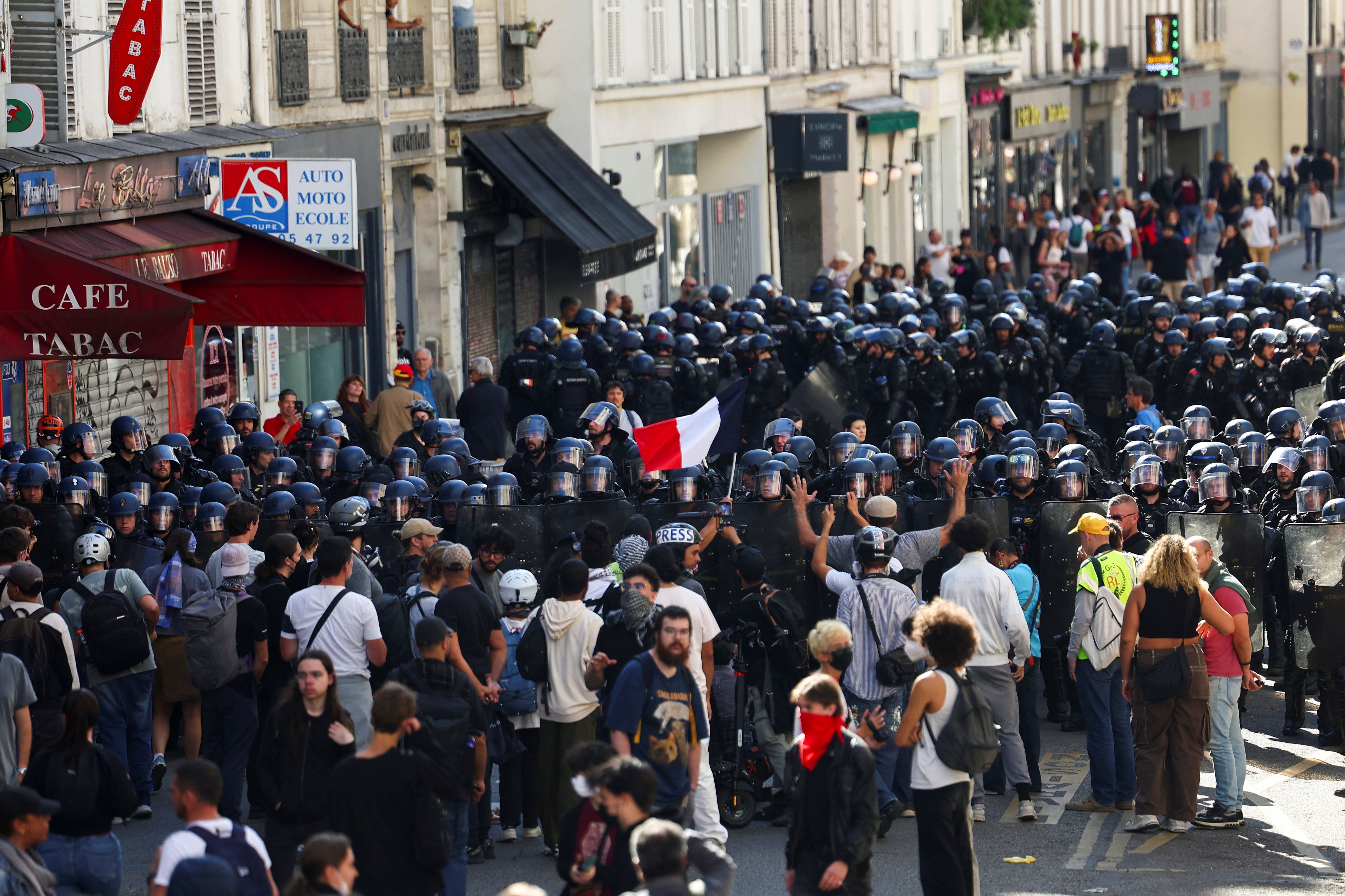 Clashes in Paris between police and supporters of the ‘Bloquons Tout’ (Let's Block Everything) movement