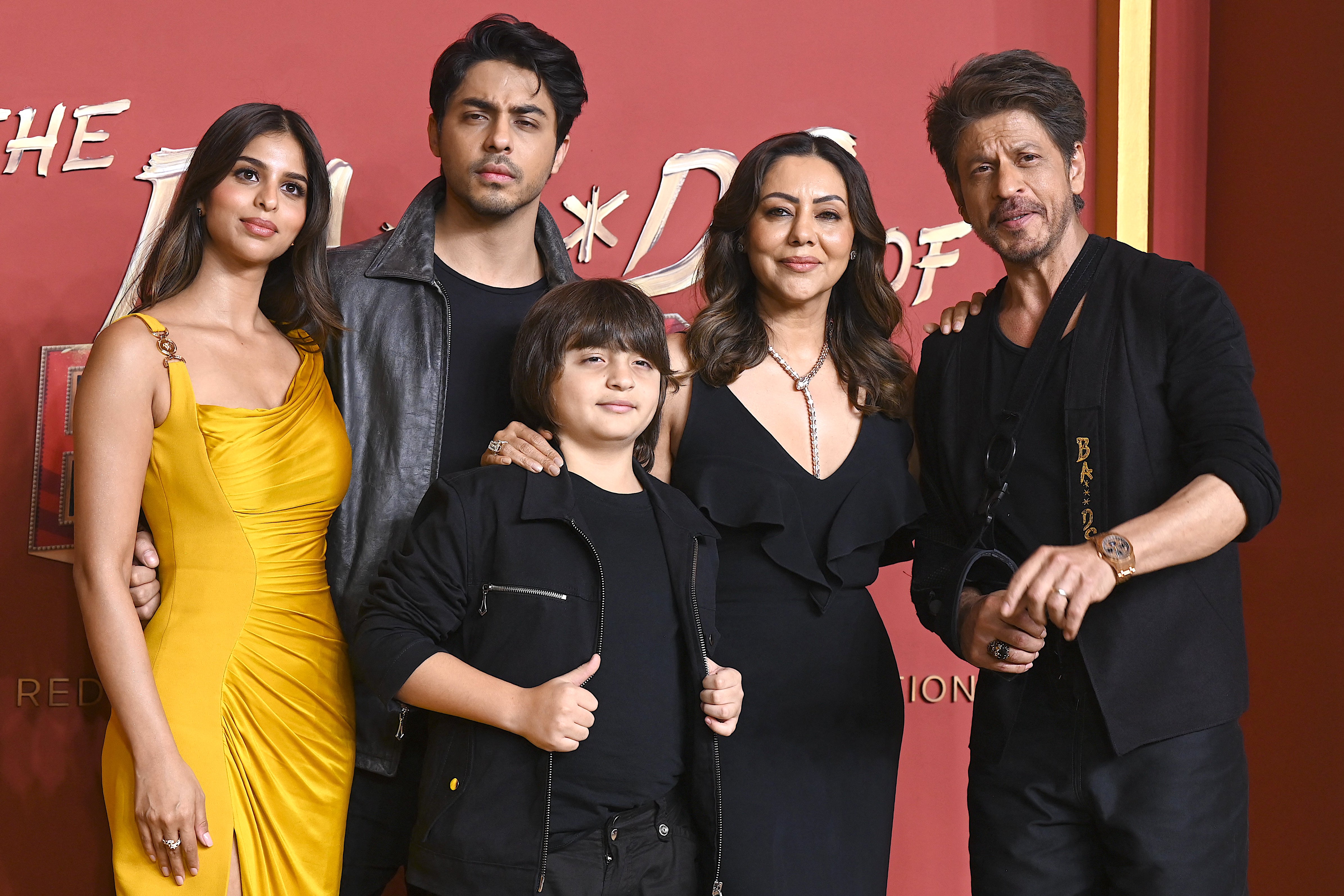 Bollywood actor Shah Rukh Khan (R) poses along with his wife Gauri Khan (producer) and children Aryan, AbRam and Suhana Khan during the premiere of Netflix's series The Ba***ds of Bollywood