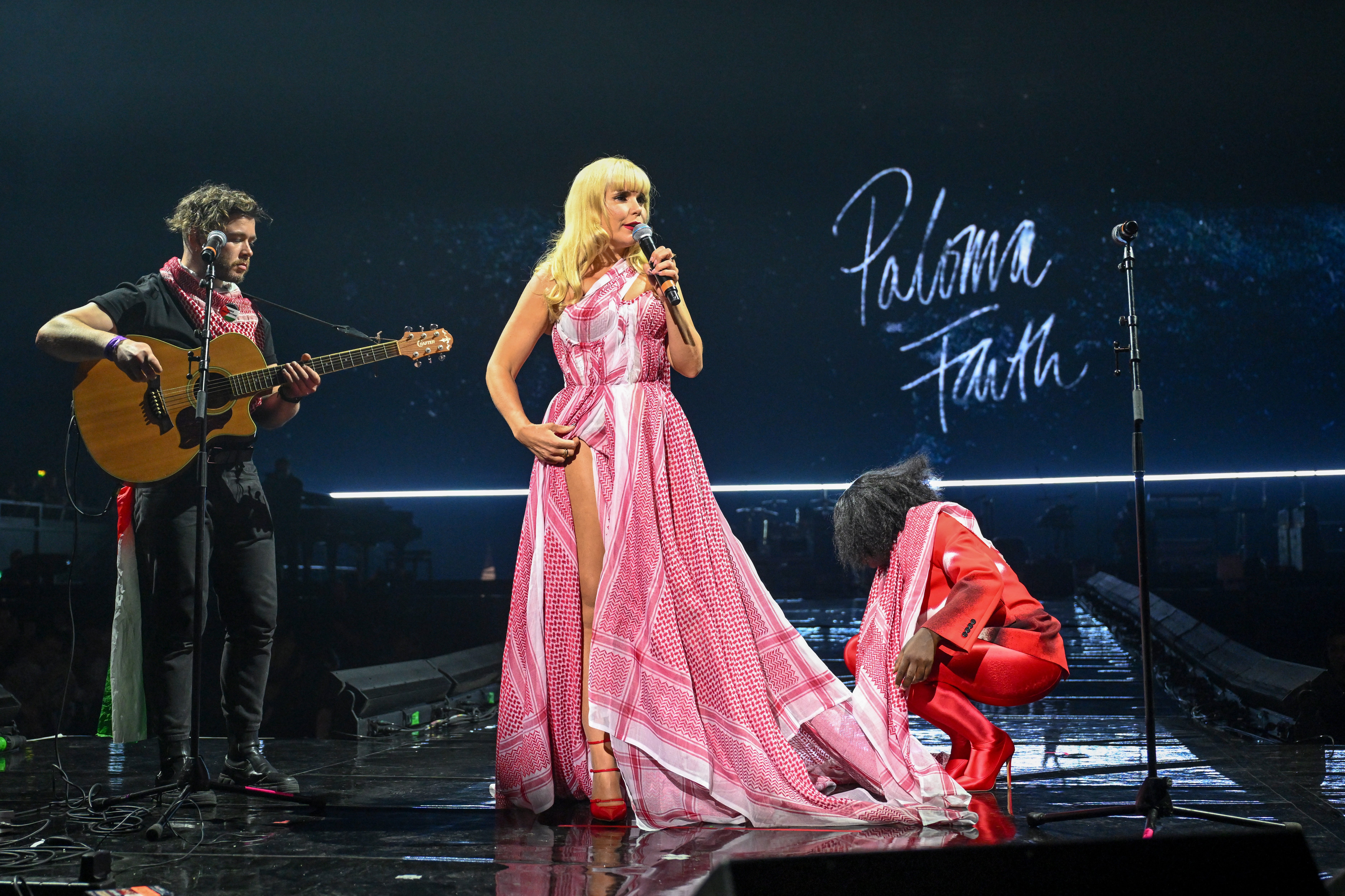 Paloma Faith performing her song ‘Dangerous World’