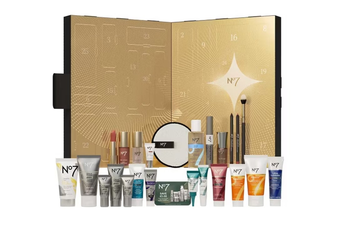 No7 25 days of beauty advent calendar 2025