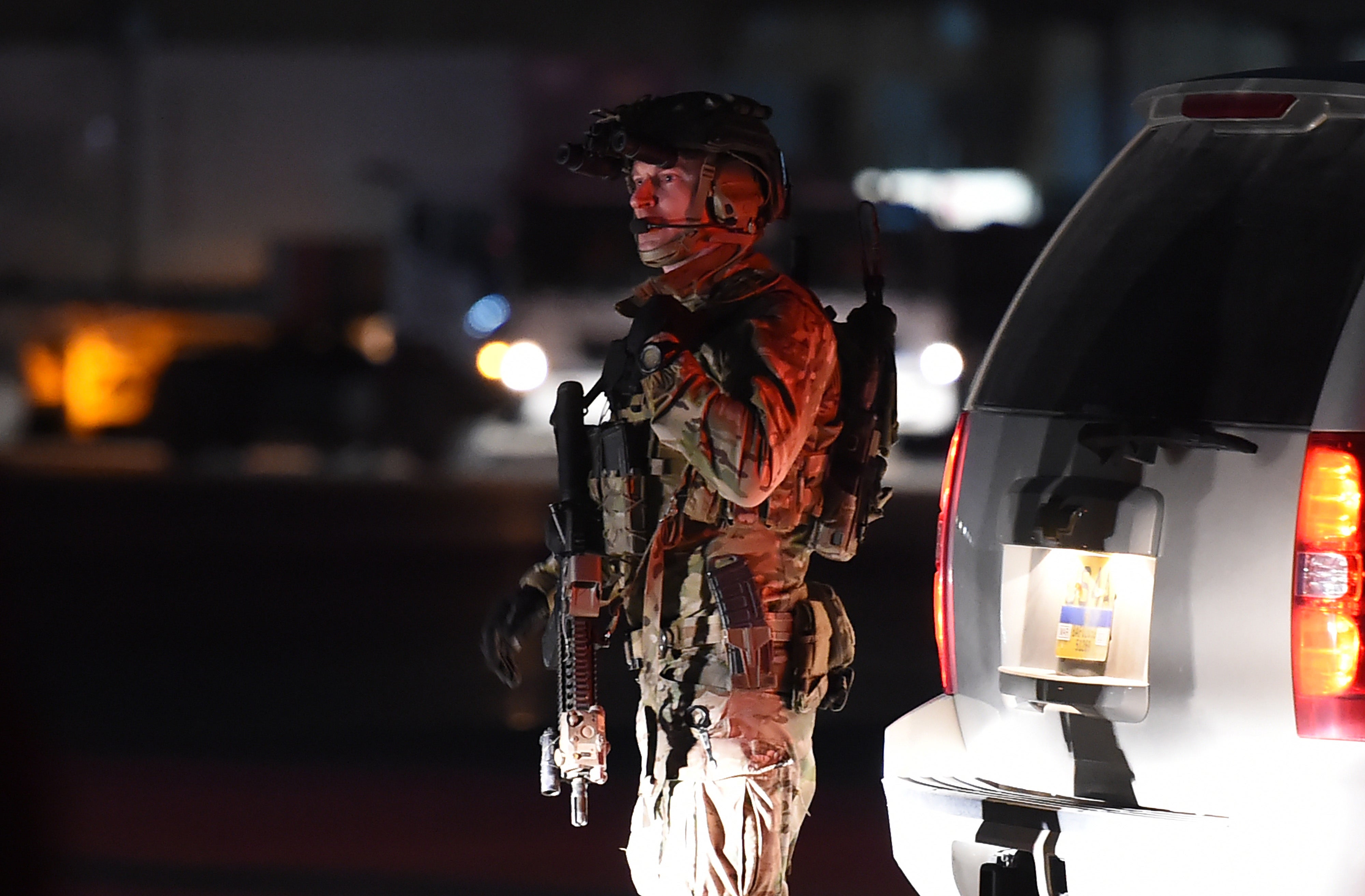 Securing the base would take 10,000 US soldiers, official estimates say