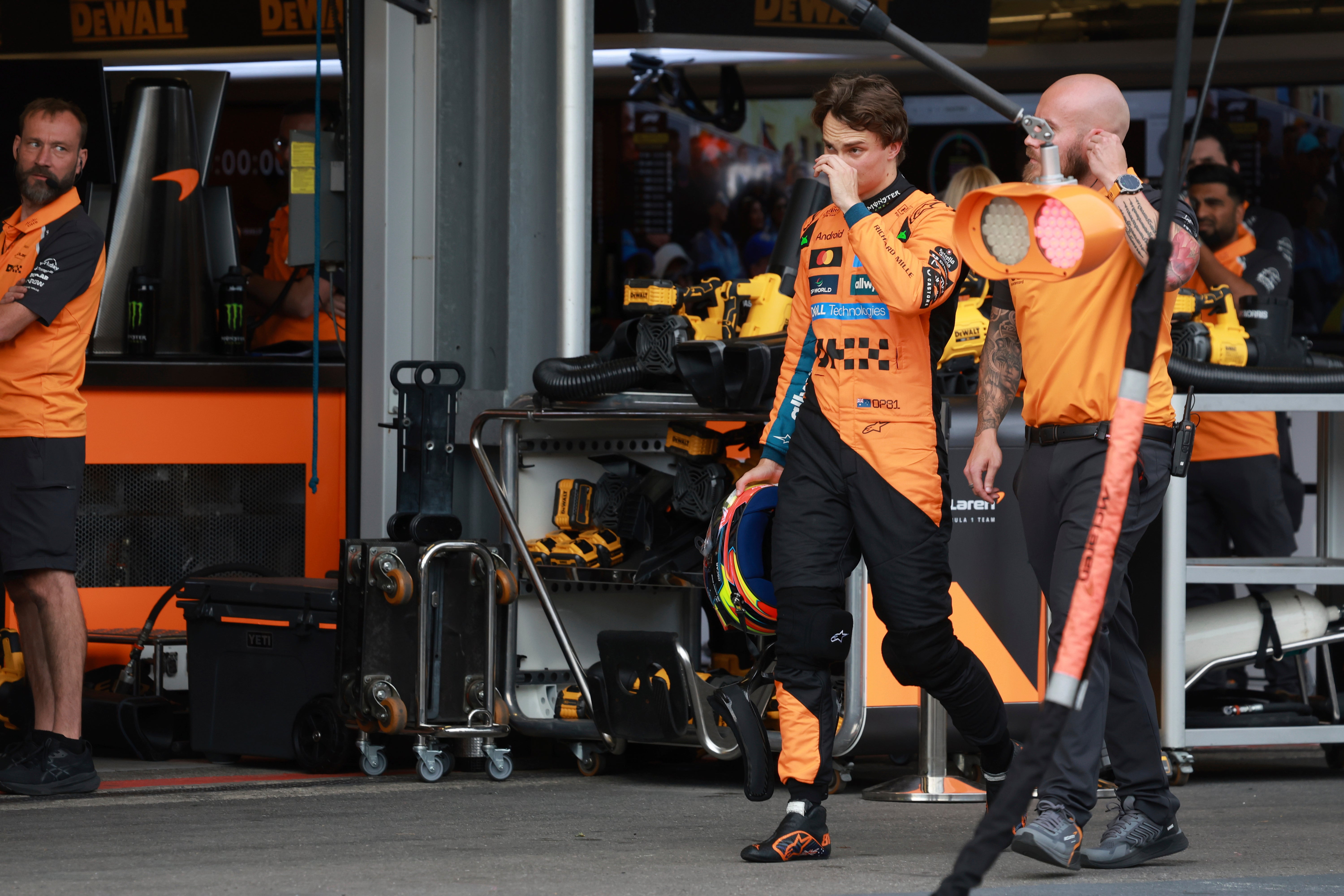 Oscar Piastri crashed out on lap one but still leads by 25 points