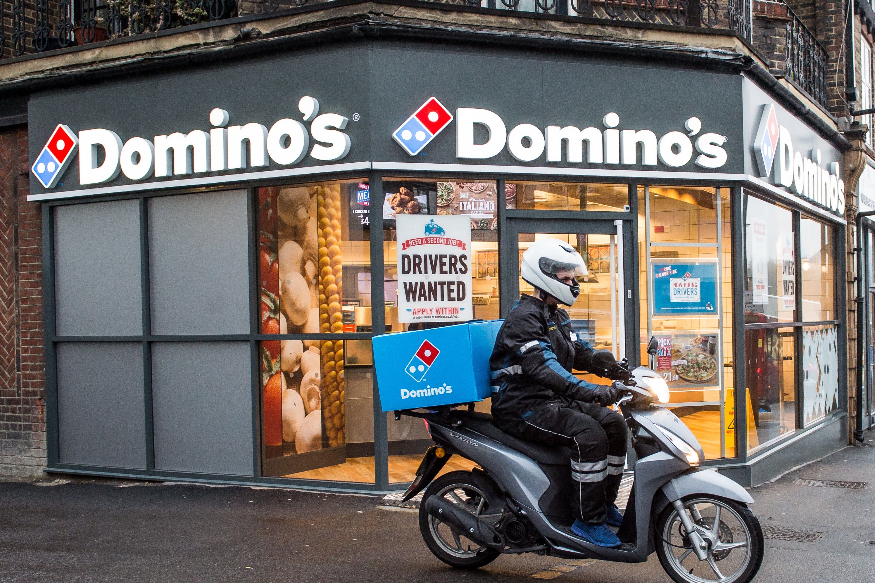 Domino’s plans to increase its workforce by 5,000 new staff members as the peak season approaches