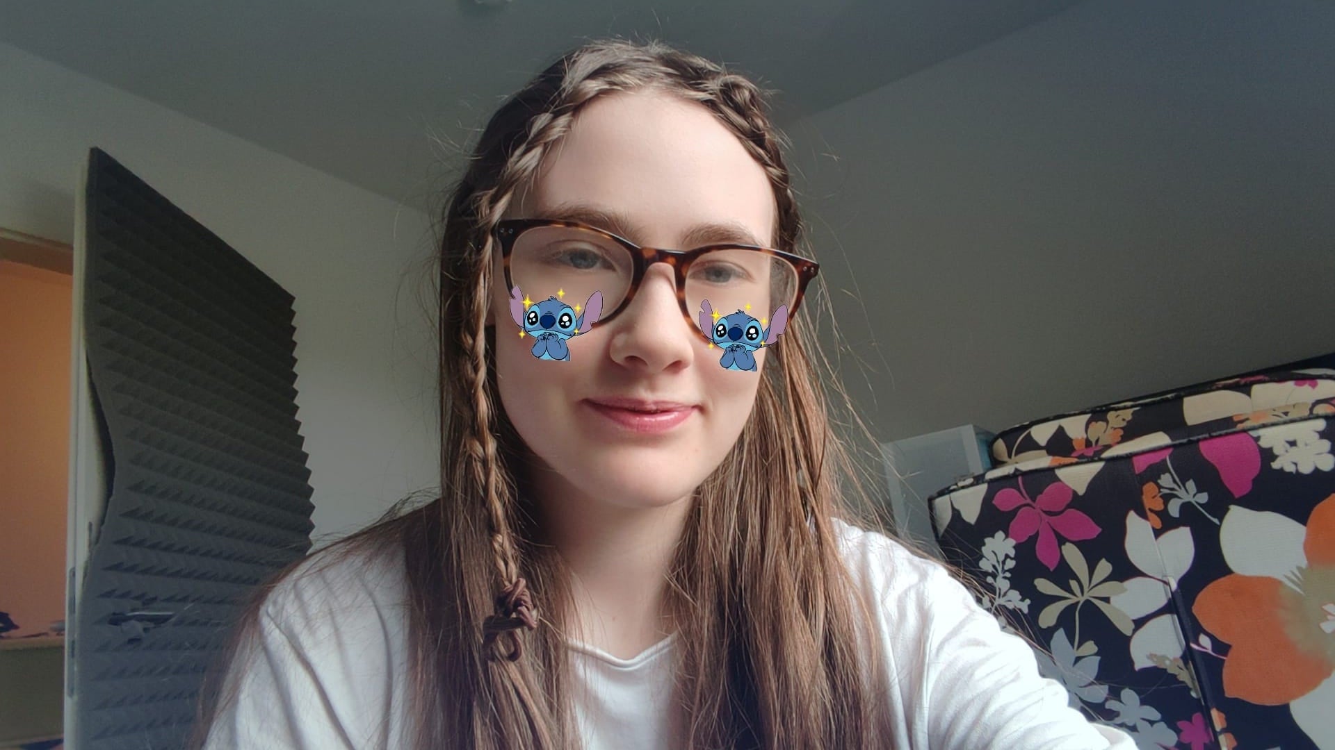 In the summer of 2021, Katelyn De Blick, then 16, said one of her teeth had cracked and, during a check-up at her local Skipton Road Mydentist practice, the tooth was cleaned and covered with a sealant