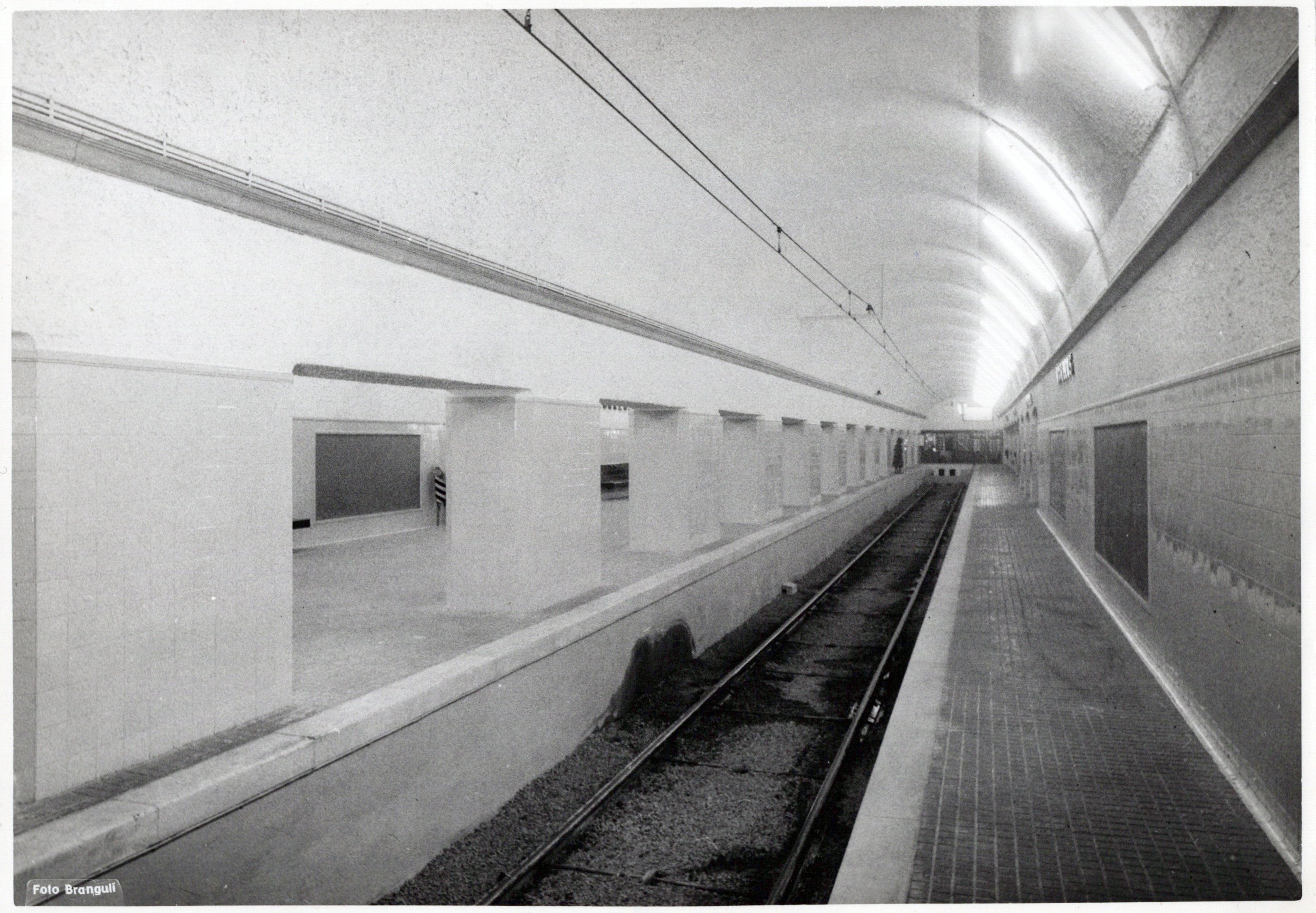 The ‘ghost stations’ are hidden platforms that are not used by Barcelona’s metro