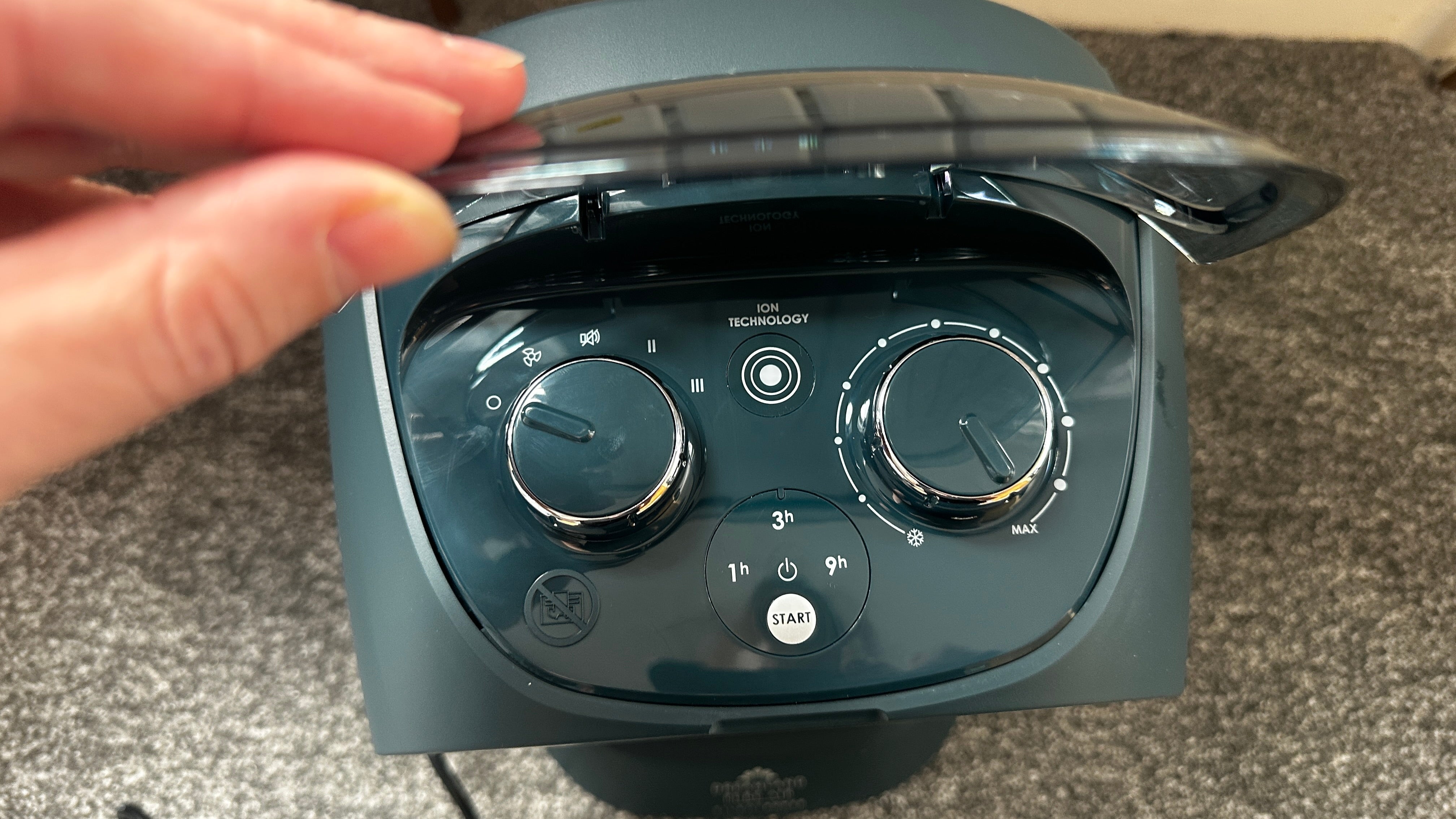 indybest best portable heater review Dreamland pure air fan heater