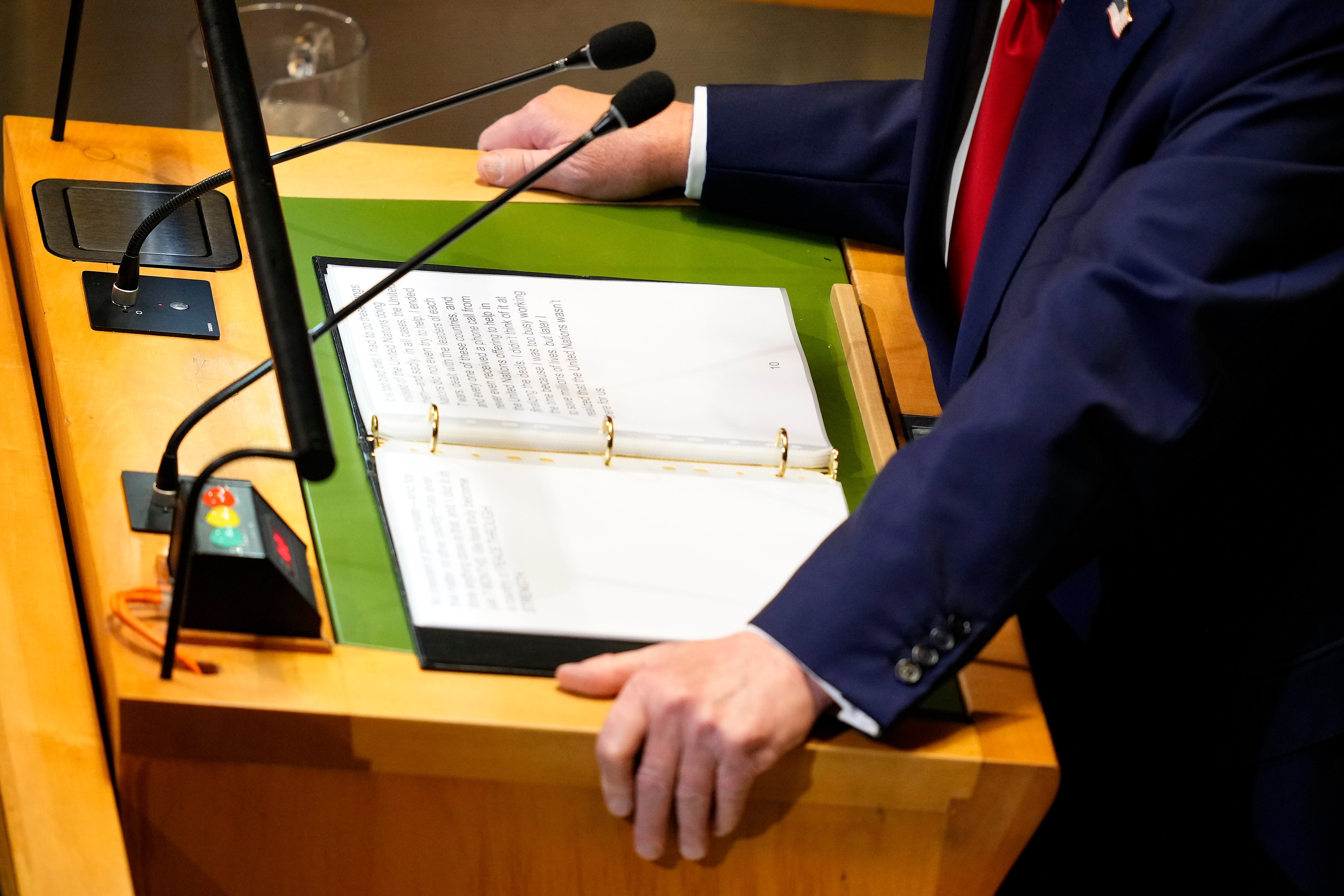 When Trump finally got to the podium he found the teleprompters were not working, forcing him to turn to his notes. He let the UN know about his displeasure.