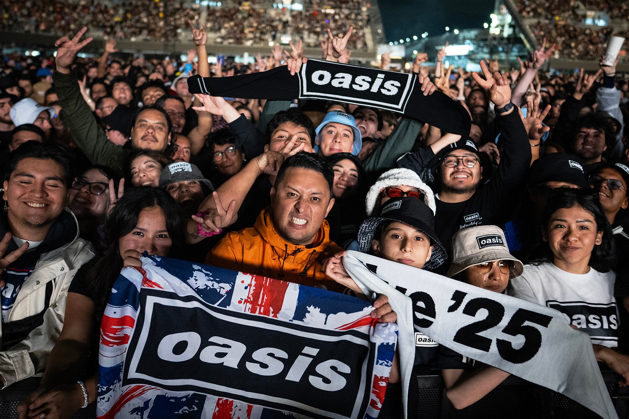 ‘People were so emotional’: Oasis fans at the GNP Seguros Stadium in Mexico City, 12 September 2025