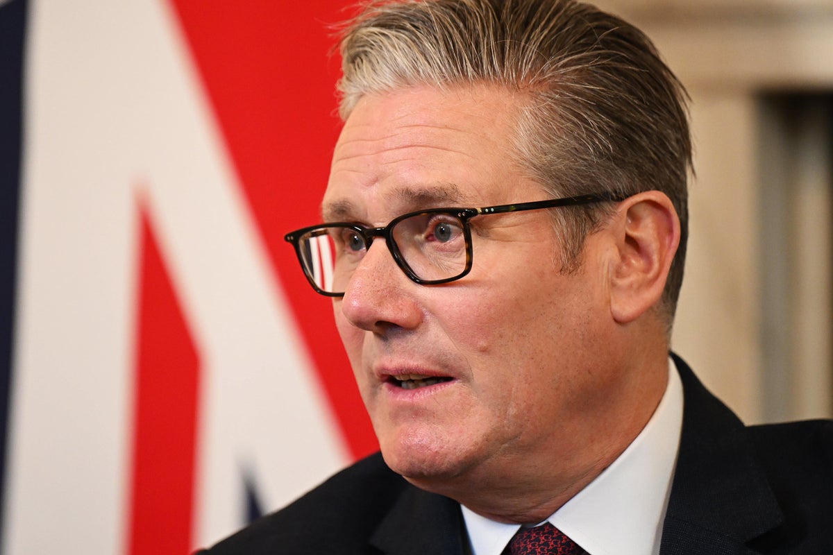 Blair’s advertising guru slams Stamer’s lack of plan to tackle rise of Farage’s Reform