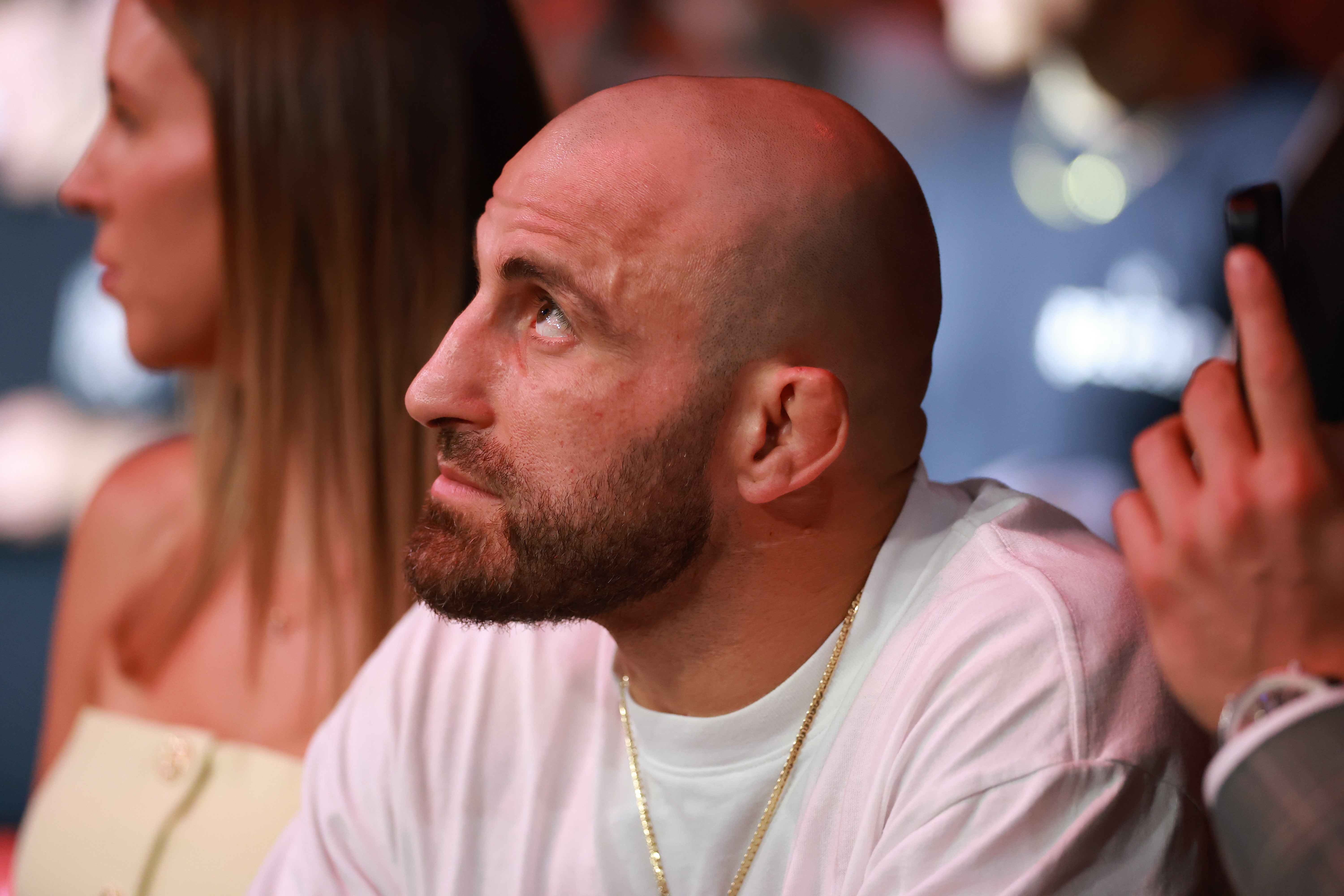 Alexander Volkanovski cryptically hints at ‘spanner in the works’ around next UFC bout