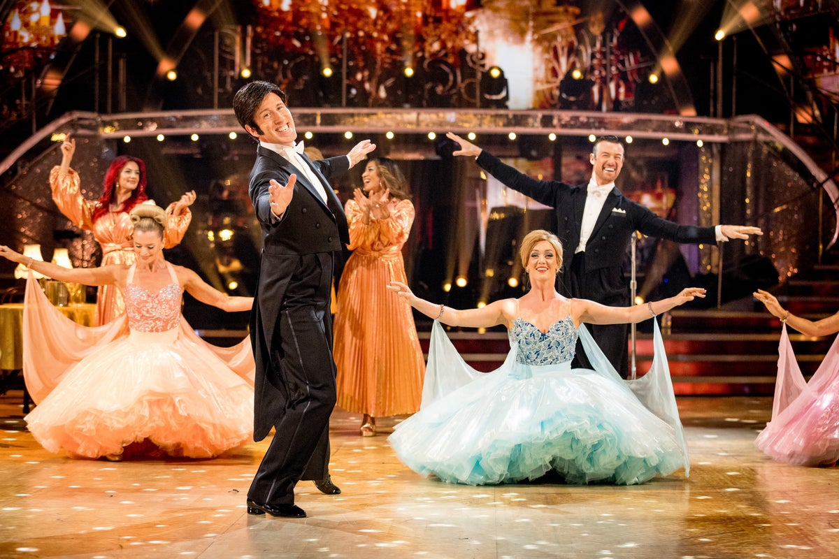 https://static.the-independent.com/2025/09/26/19/26/Strictly-Come-Dancing-judge-2.jpeg?width=1200&height=800&crop=1200:800
