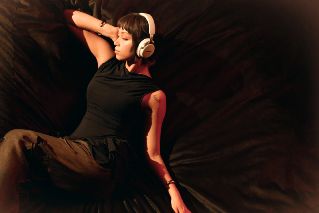 BOSE QuietComfort Ultra (2nd Gen) Wireless Bluetooth Noise-Cancelling Headphones - White